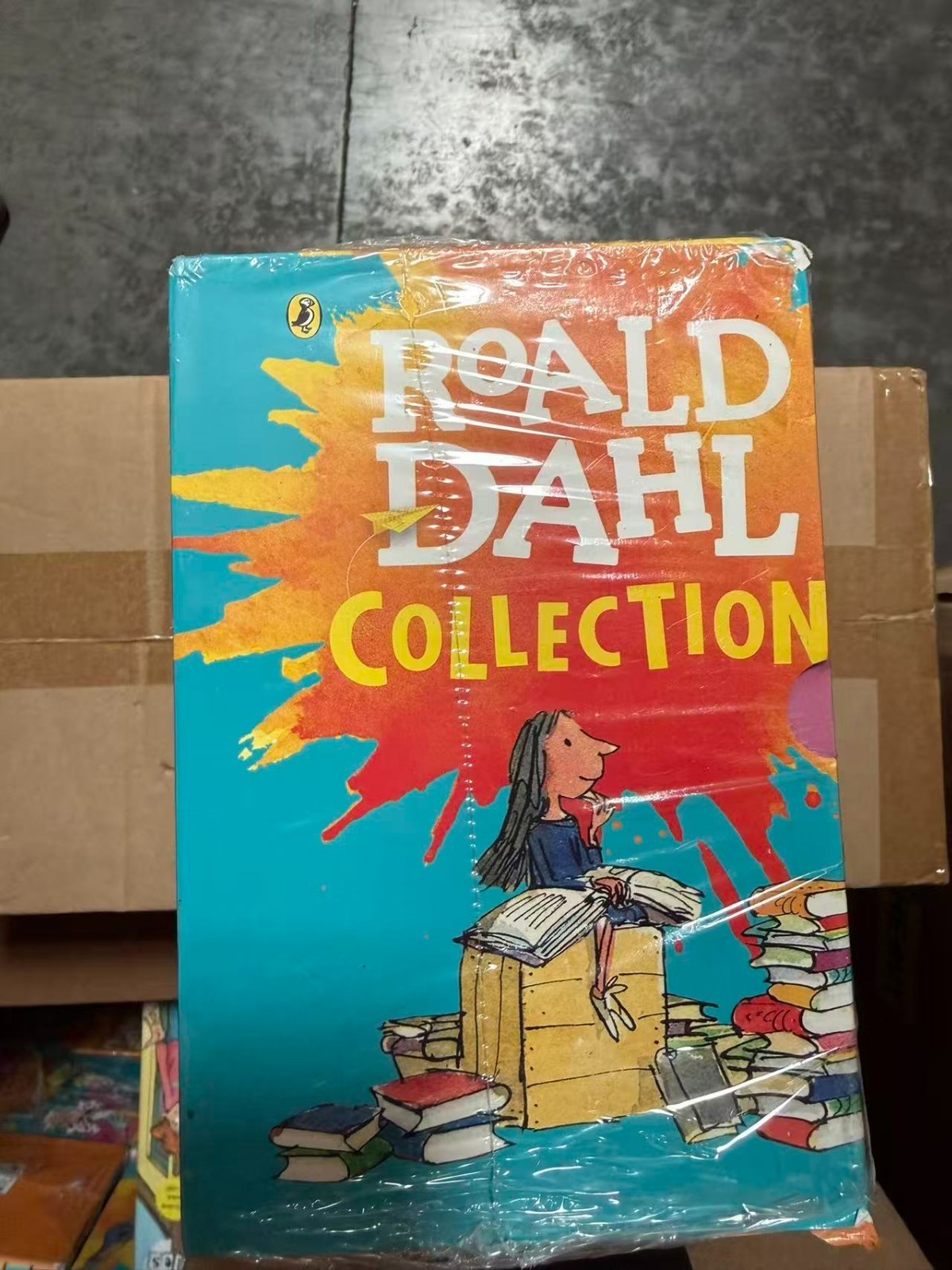 Roald Dahl Fantastic Stories 16 Book Set Illustrated by Quentin Blake