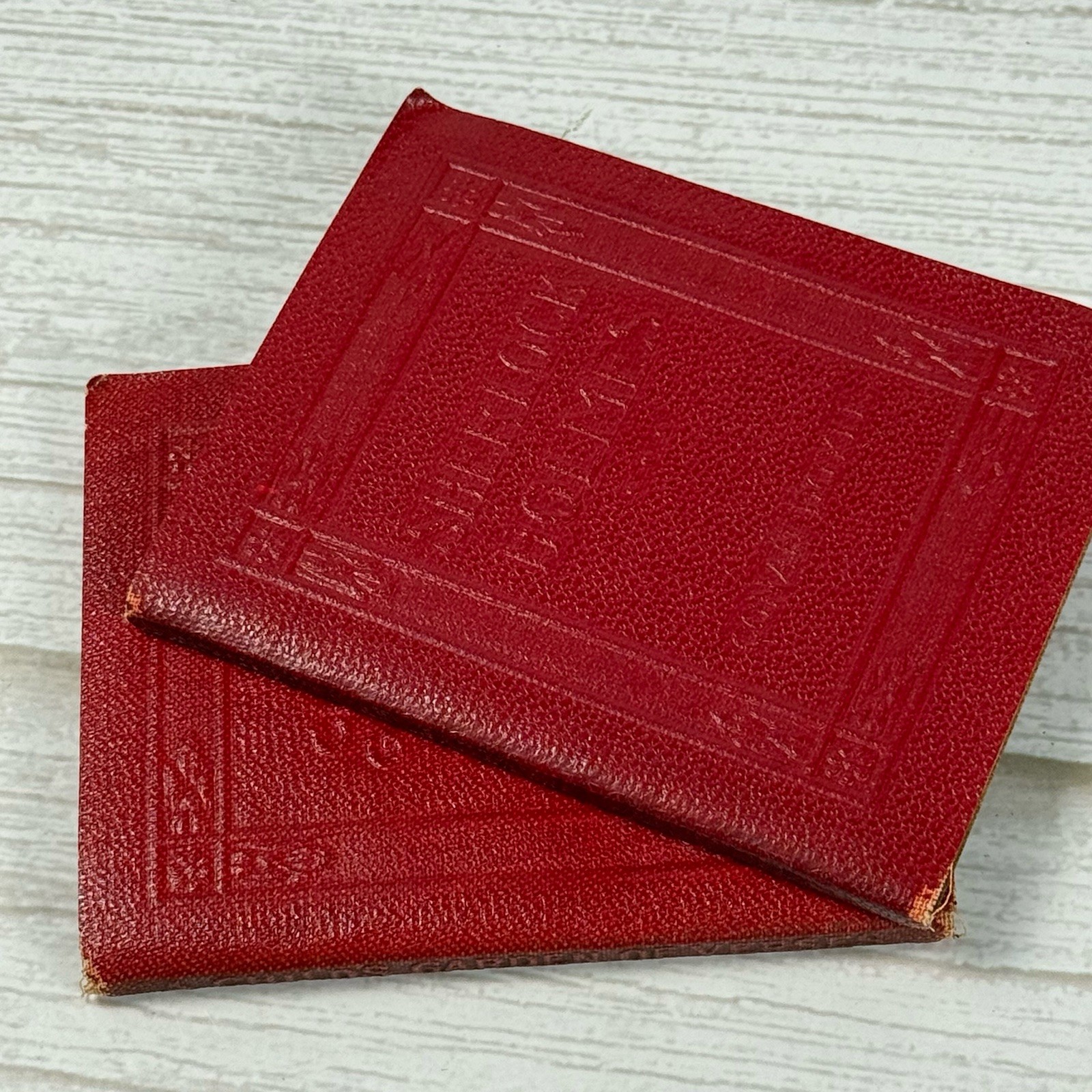 2 Little Luxart Library Mini Books: Sherlock Holmes/A Child’s Garden Verse 1920