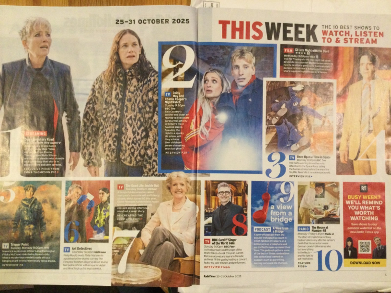 Radio Times. 25-31 Oct 2025. Emma Thompson, Ben Stiller, Vicky McClure