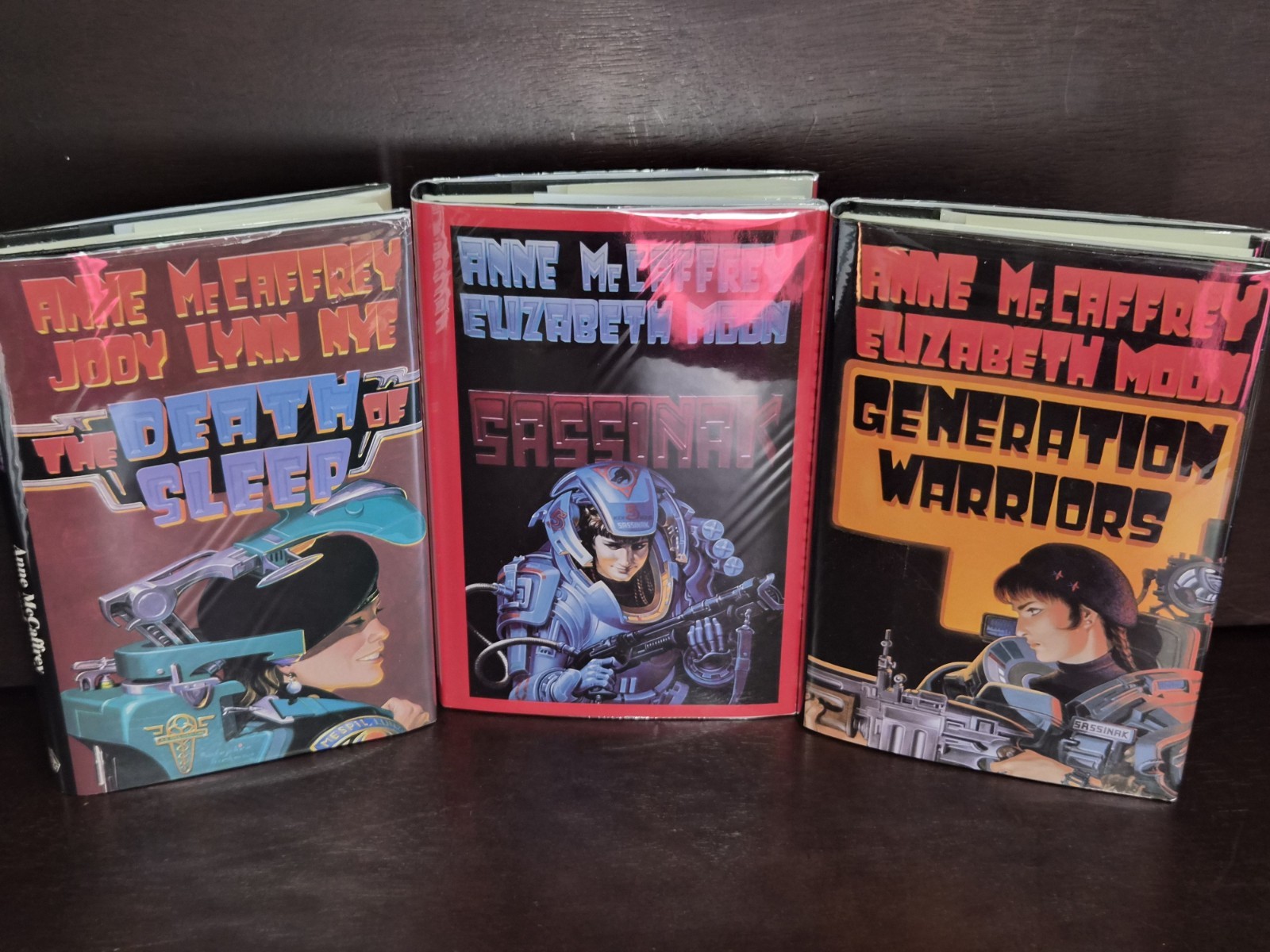 ​McCaffrey SASSINAK DEATH SLEEP GENERATION WARRIORS Planet Pirates BCE HCDJ 1990