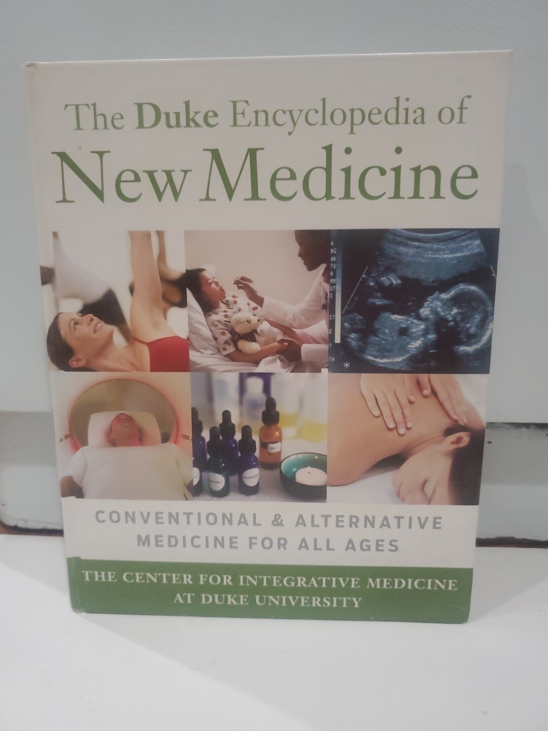 DUKE (Univ.) ENCYCLOPEDIA OF NEW MEDICINE, Book, 640 Pages (8.50&Prime; x 11.00&Prime;), New
