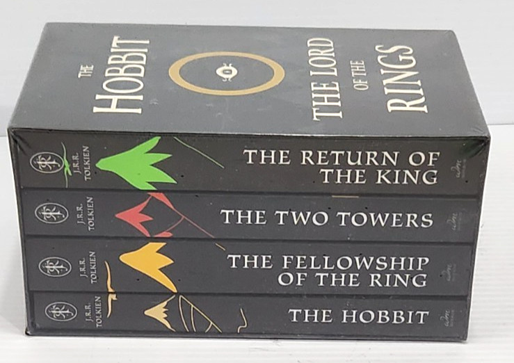 The Hobbit and the Lord of the Rings Trilogy 4 Book Box Set JRR Tolkien PB