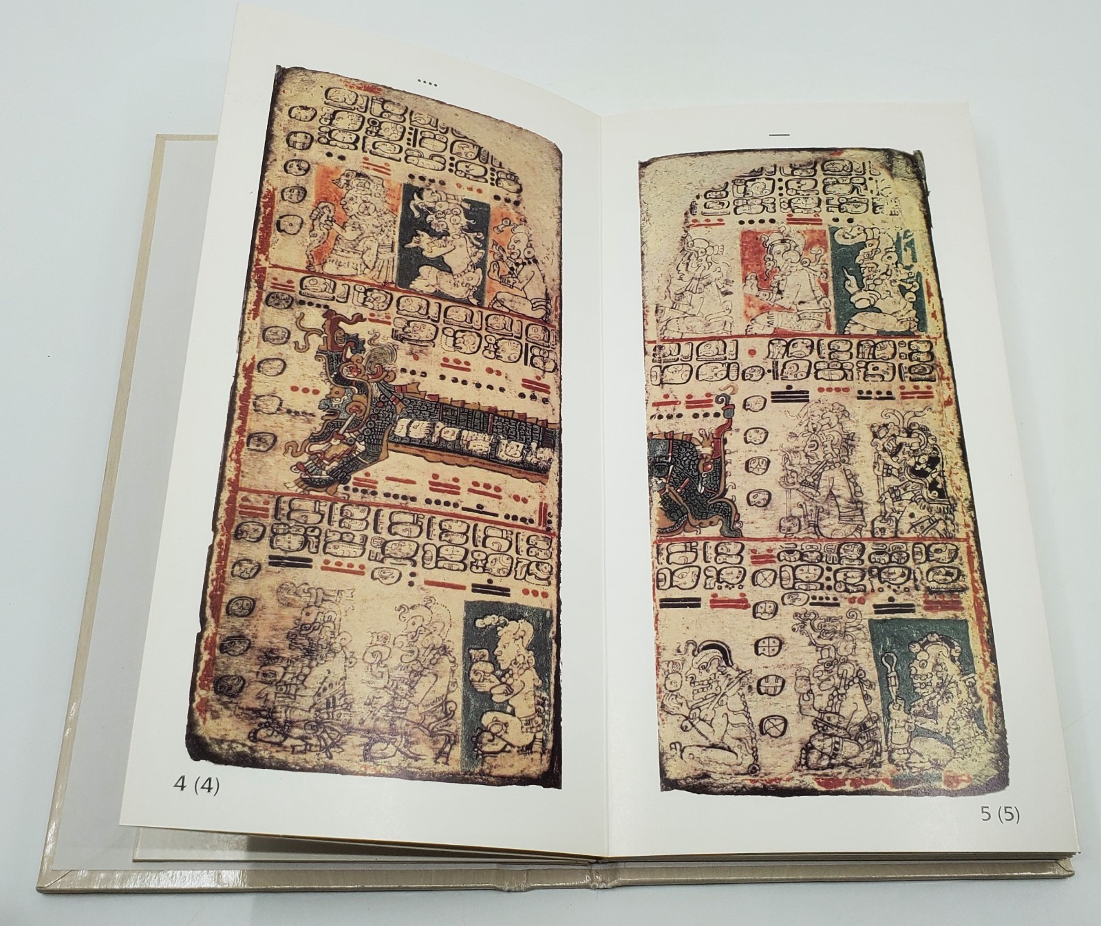 Kumatzim Wuj Jun Codice de Dresde 1998 Edition Maya Cholsamaj