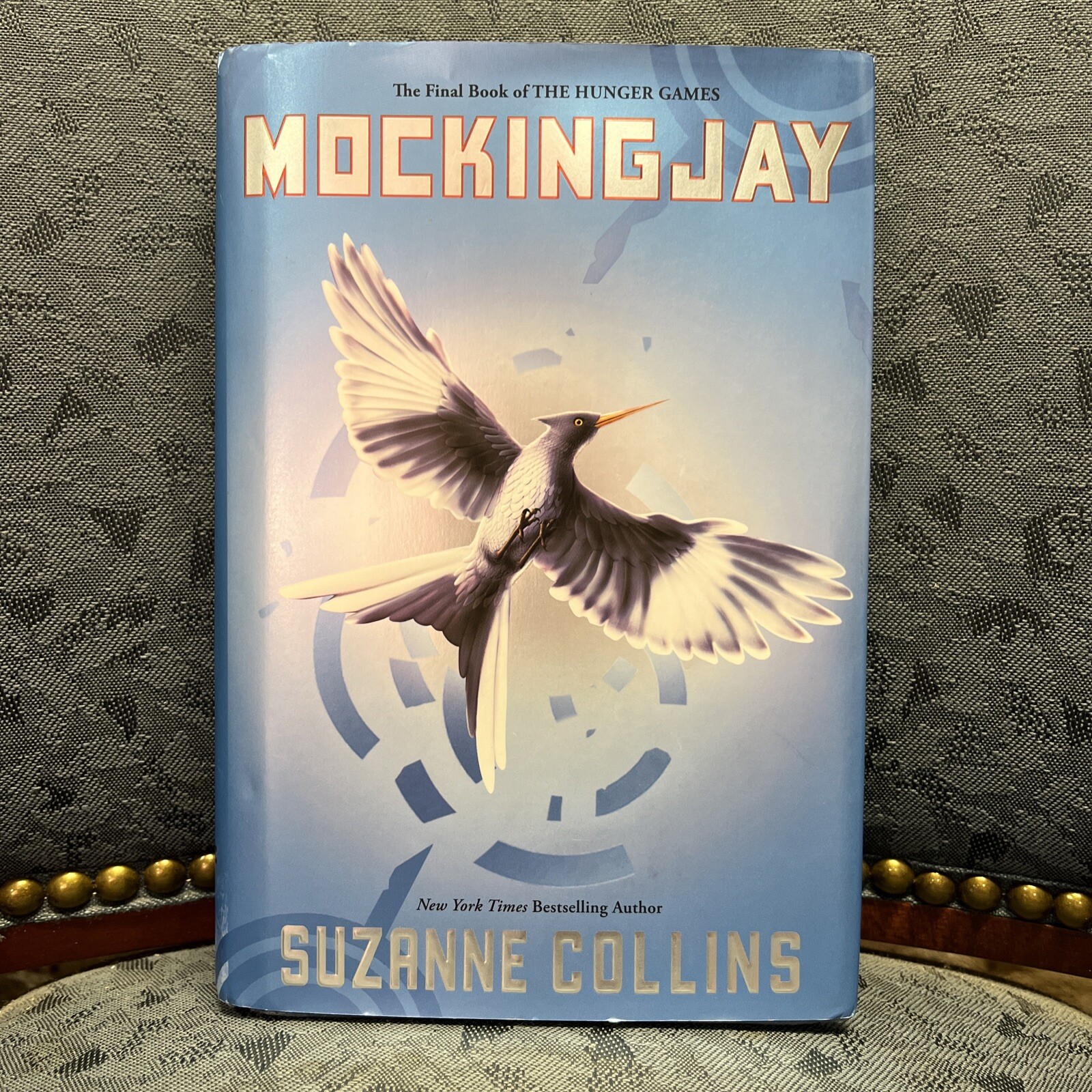 The Hunger Games Ser.: Mockingjay (Hunger Games, Book Three) by Suzanne Collins