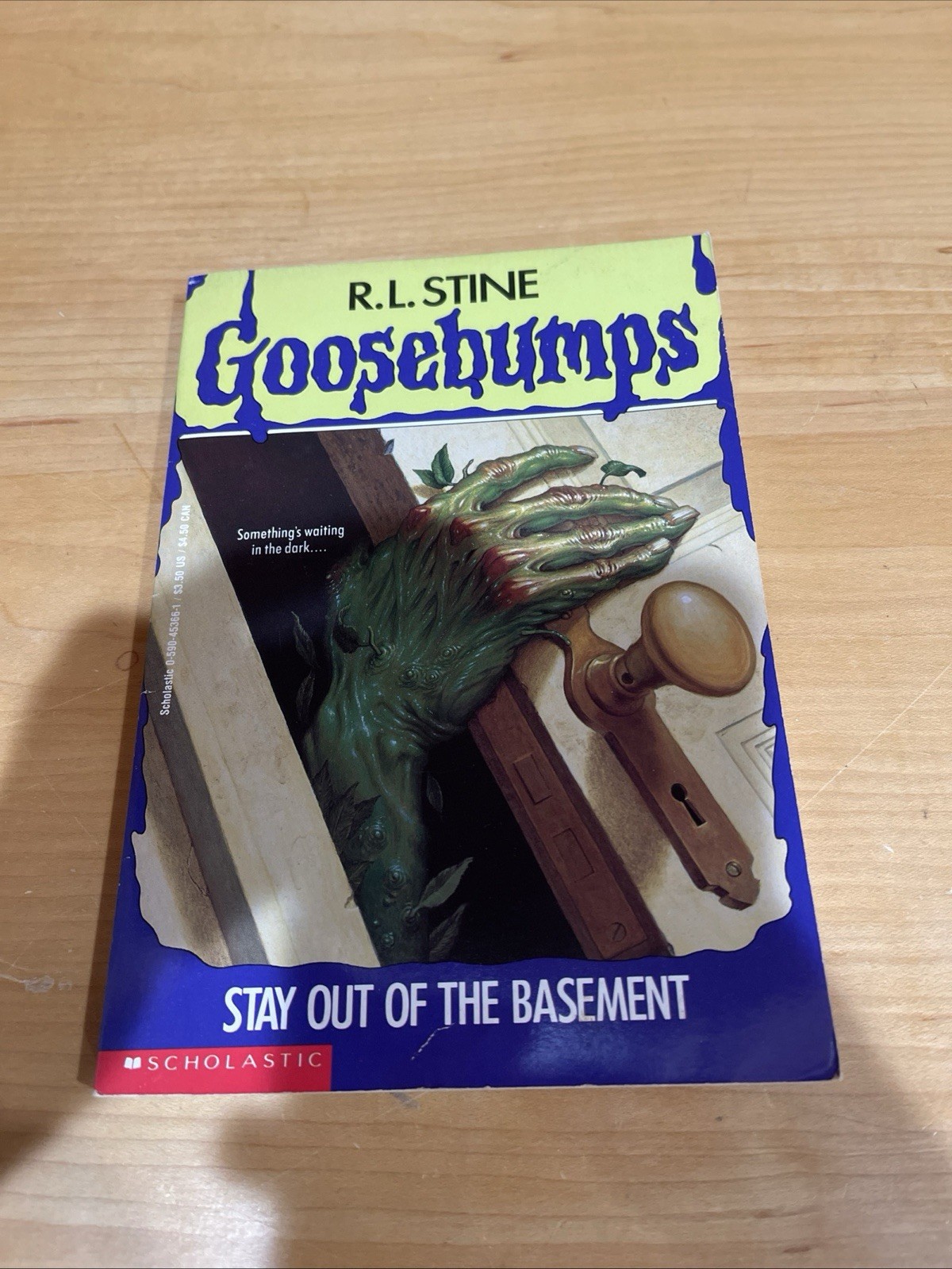 Goosebumps #2 Stay Out of the Basement Unnumbered Very Good Condition RARE! 1992