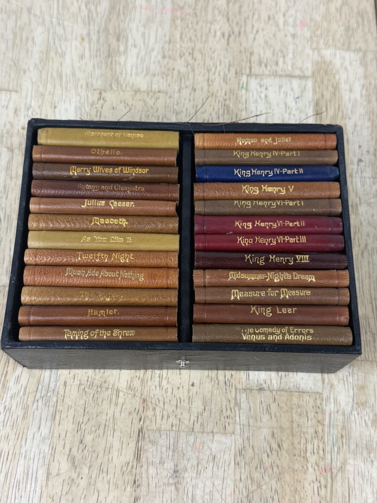 Antique William Shakespeare 24 Mini Books Knickerbocker Complete Set w/ Box