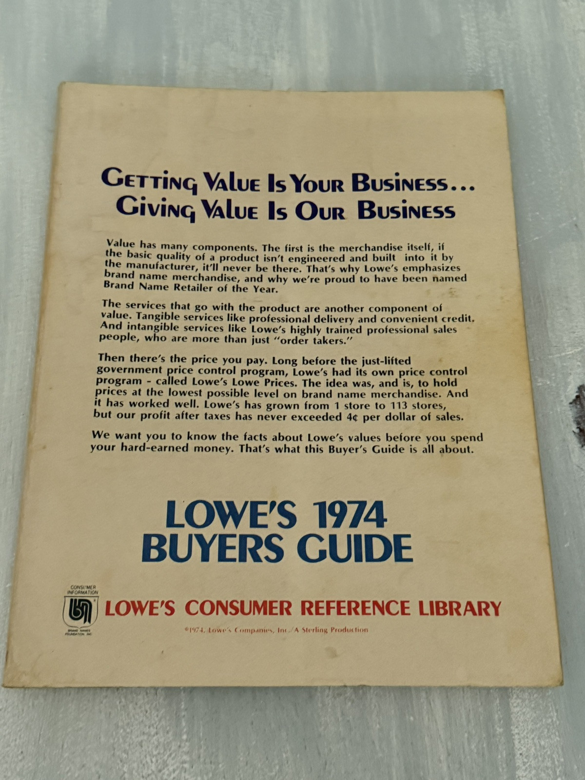 LOWE&rsquo;S 1974 Buyer&rsquo;s Guide Catalog Home Improvement Hardware Lumber Lights