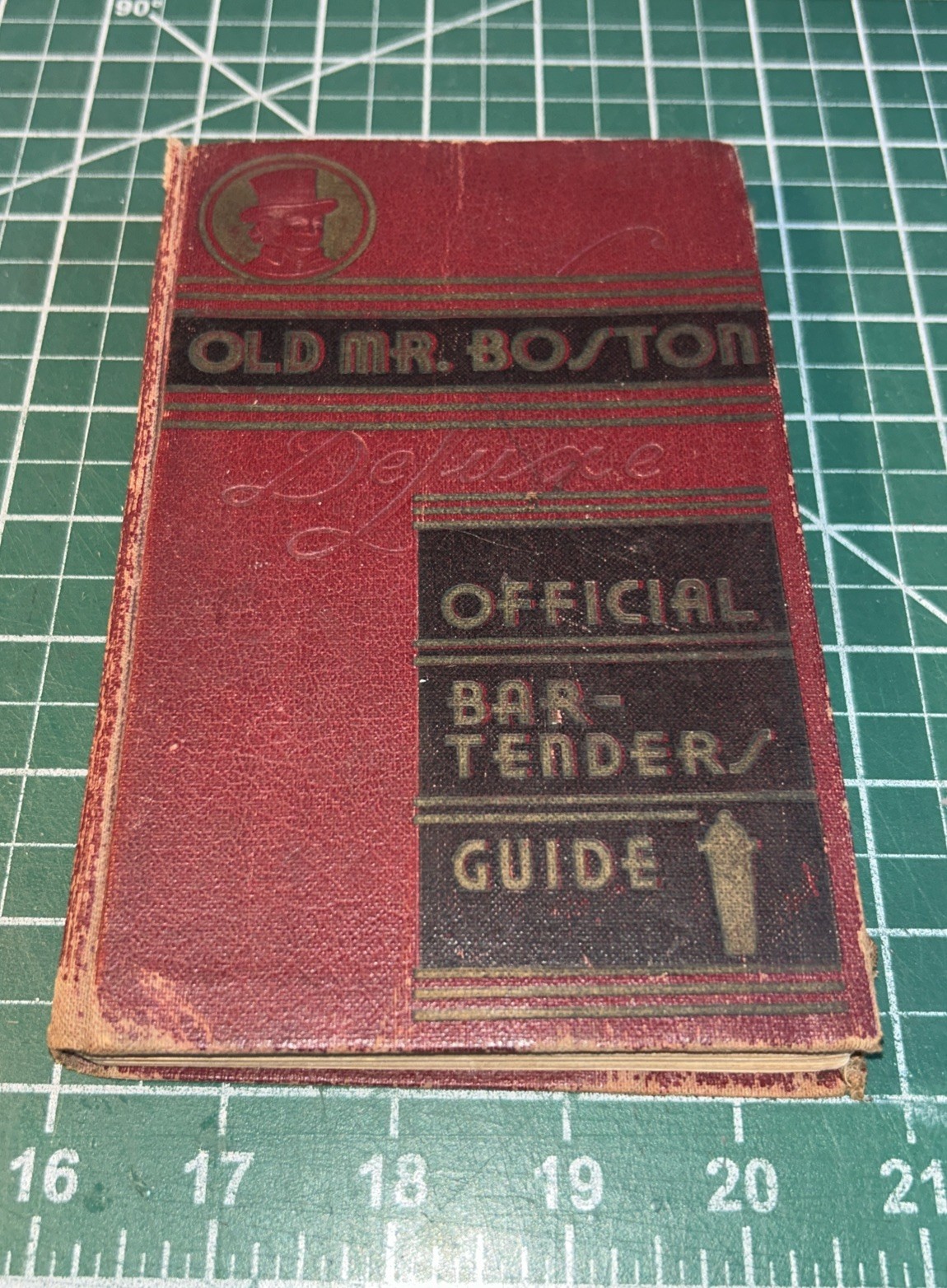 1930s-1940s Old Mr. Boston Deluxe Official Bartender&rsquo;s Guide, Leo Cotton POOR