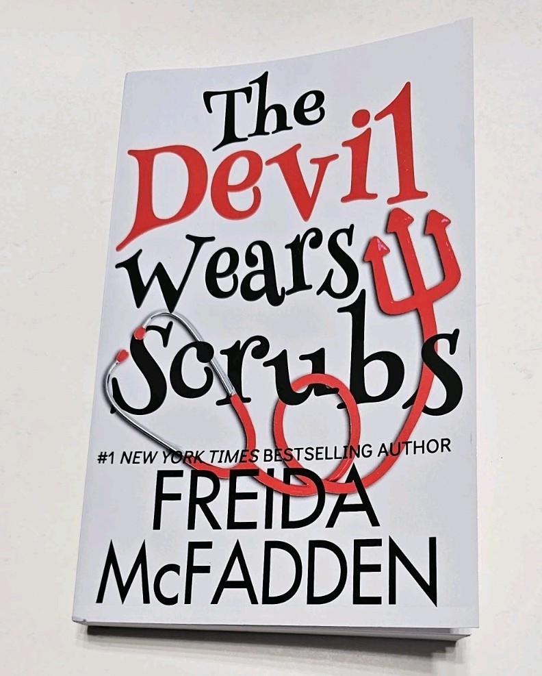Freida McFadden The Devil You Know & The Devil Wears Scrubs Dr. Jane Mcgill NEW