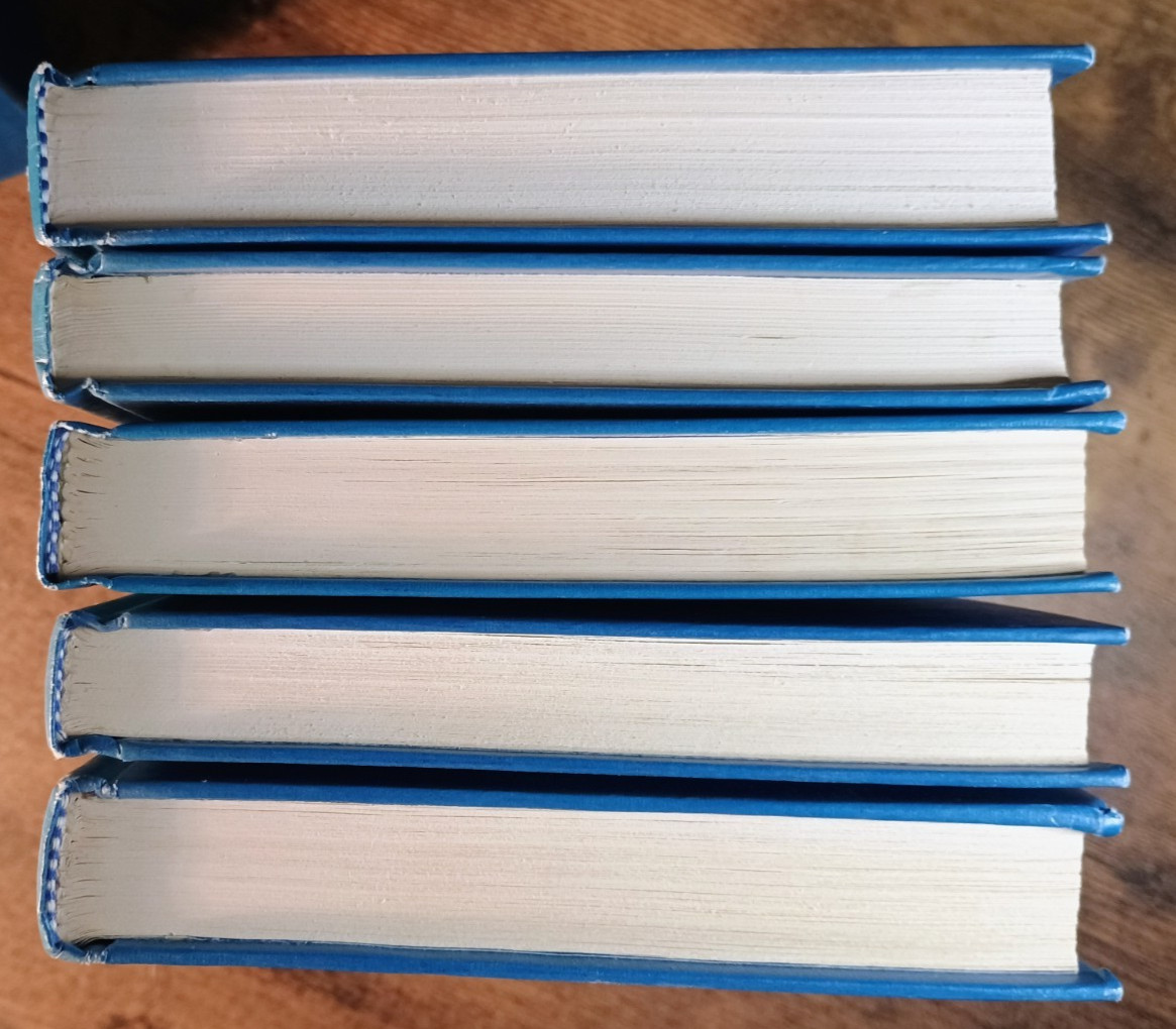 *1983* 🎣The Weekly Reader Classics 10 Book Box Set Hardcover🦄