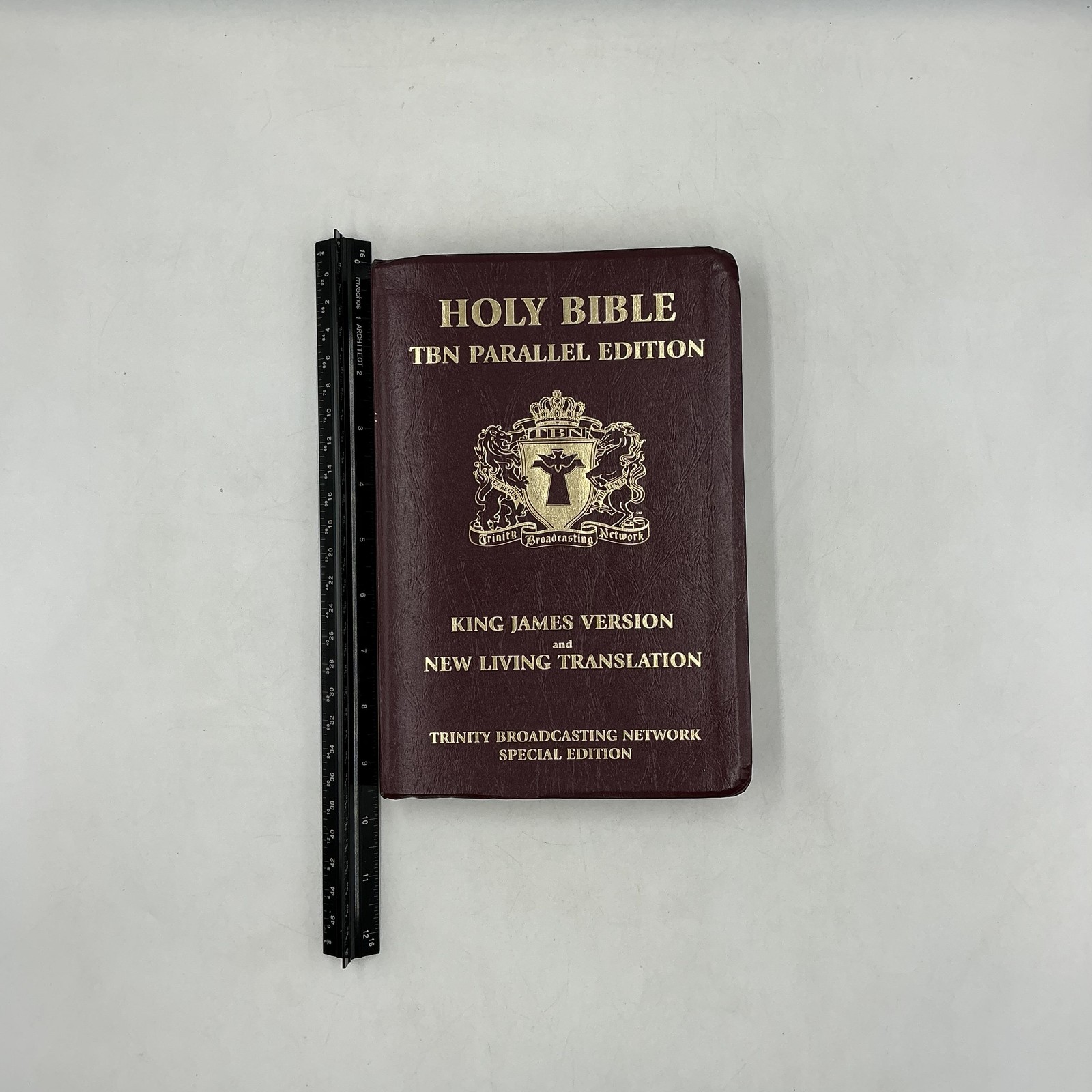 Holy Bible TBN Parallel Edition King James NLT Tyndale HC Burgundy 1997 USA
