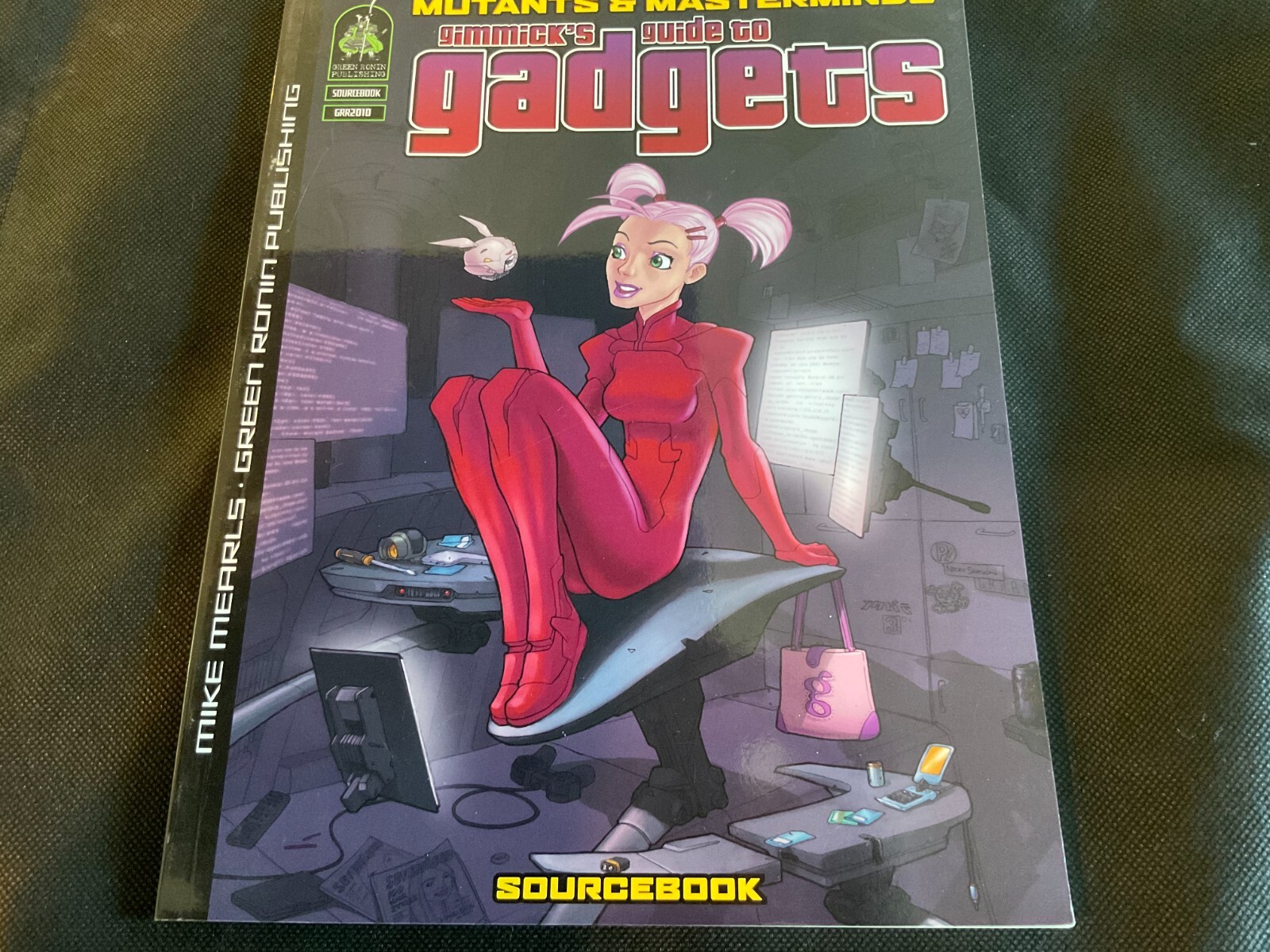 Mutants & Masterminds rpg GIMMICK&rsquo;S GUIDE TO GADGETS Green Ronin Publishing SJG