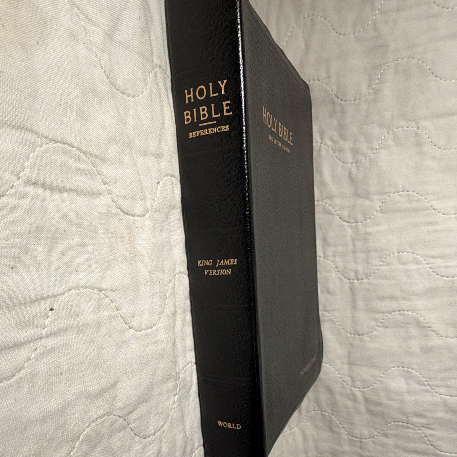 World Publishing Holy Bible KJV Red Letter Self-Pronouncing Leather item#1836
