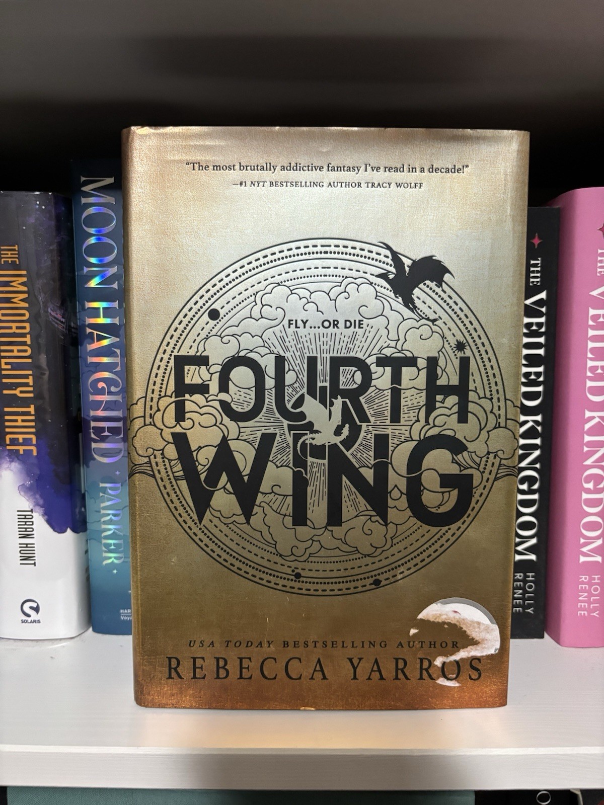 Fourth Wing Rebecca Yarros FIRST EDITION with Sprayed Edges READ