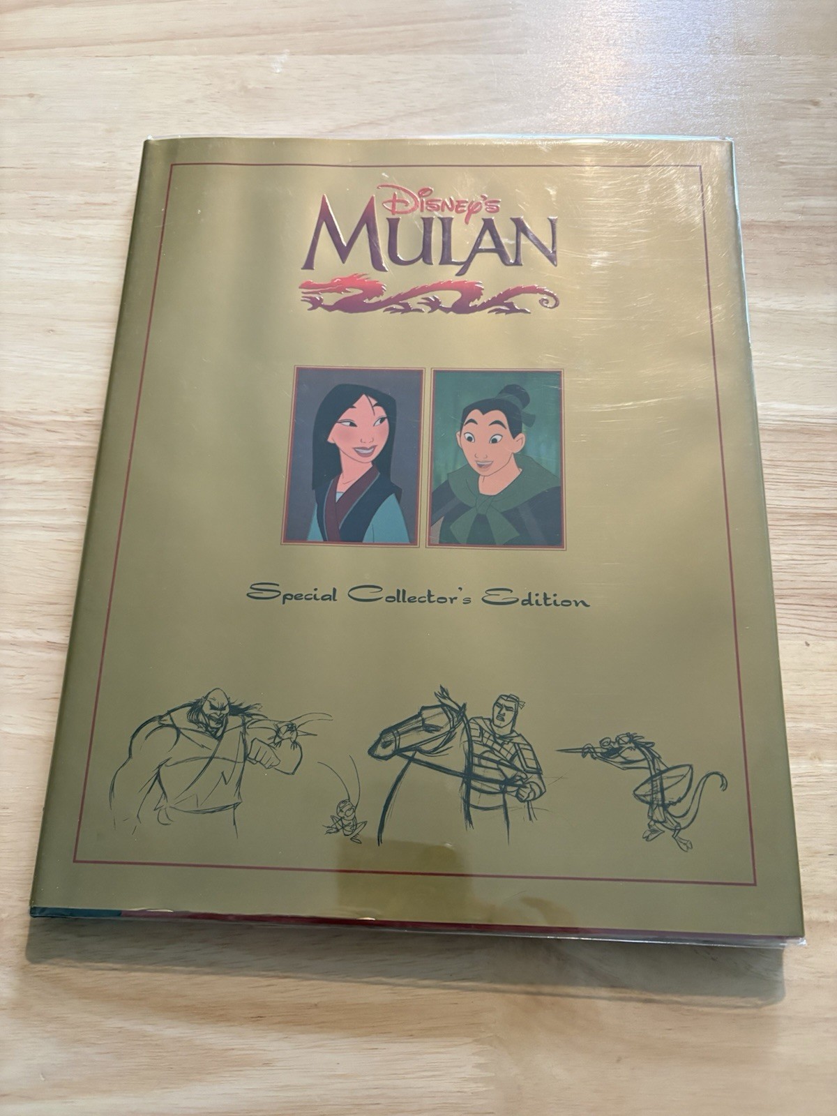 1998 NEW 1ST EDITION * Disney MULAN* Collector&rsquo;s Edition HC/DJ RUSSEL SCHROEDER