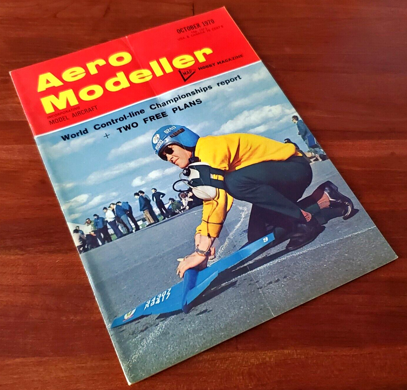 1970 OCT – AERO MODELLER WORLD CONTROL LINE CHAMPIONSHIPS REPORT MAGAZINE