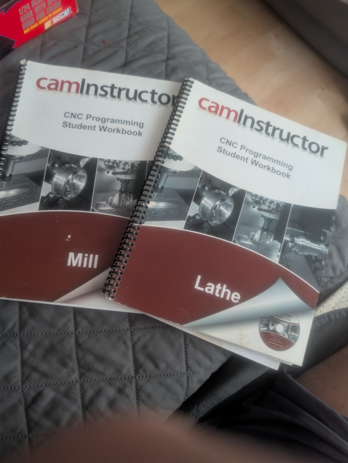 Mastercam Training Guide 2 book set/Lathe/ Mill Paperback/with DVD&rsquo;s