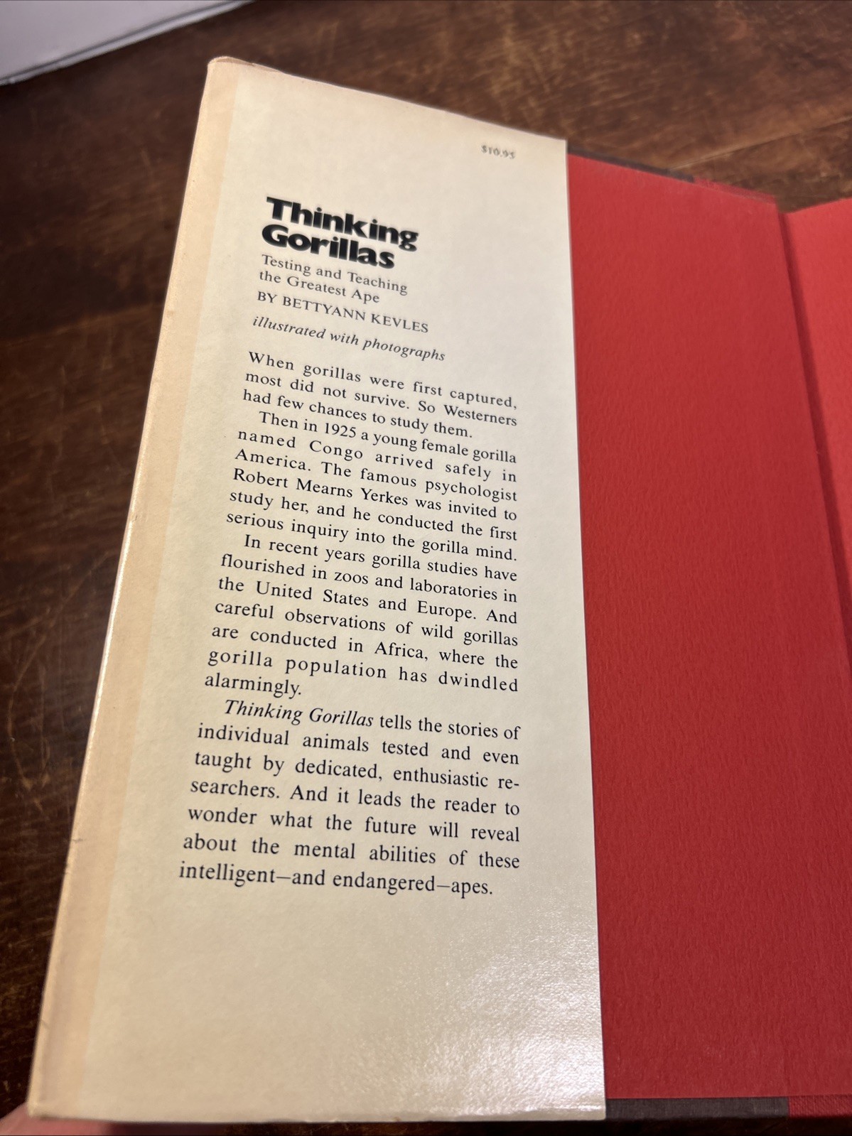 Thinking Gorillas Testing Teaching by Bettyann Kevles HCDJ 1980 – 1st edition
