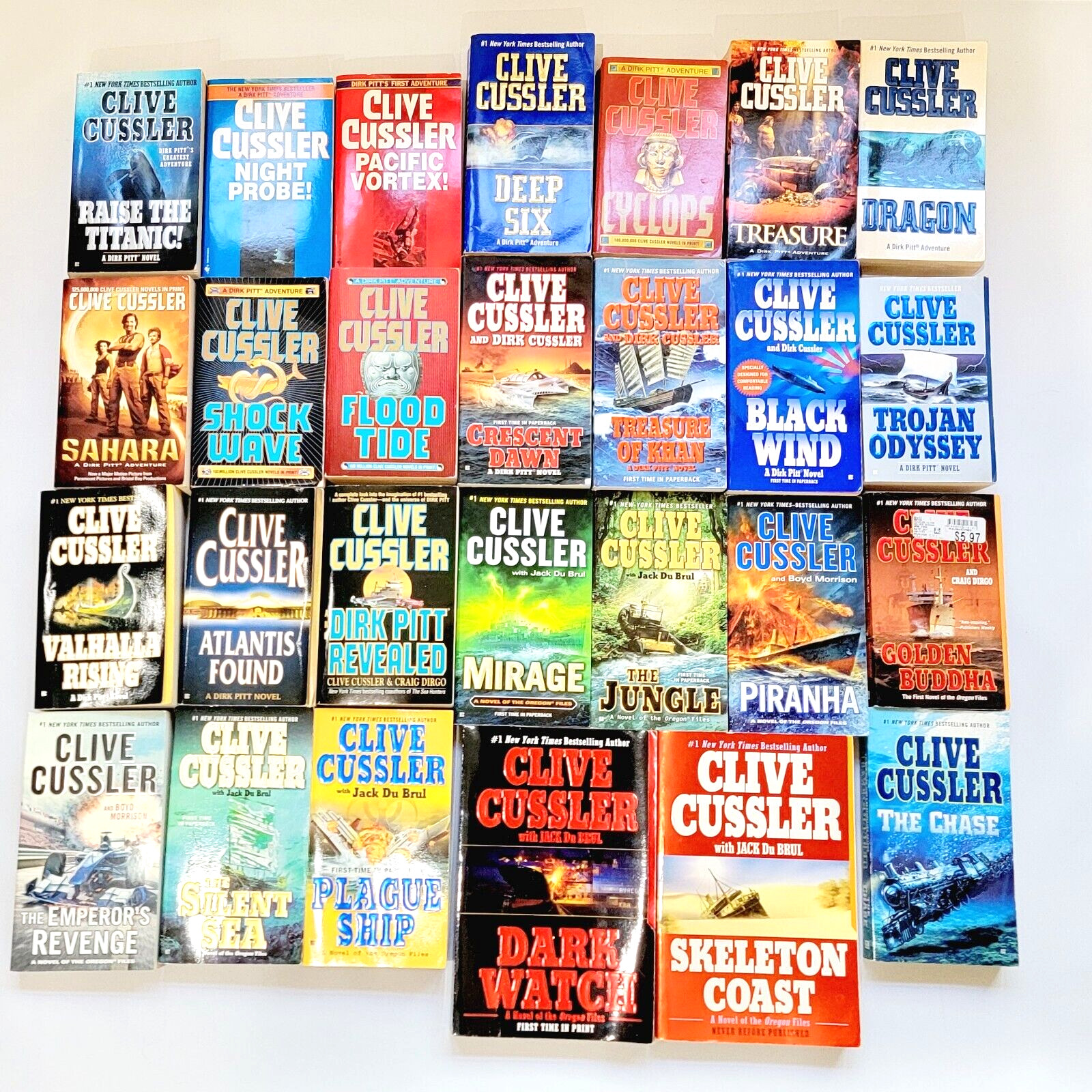 Clive Cussler Paperback Books 17 Dirk Pitt 9 Oregon & The Chase Large Lot of 27