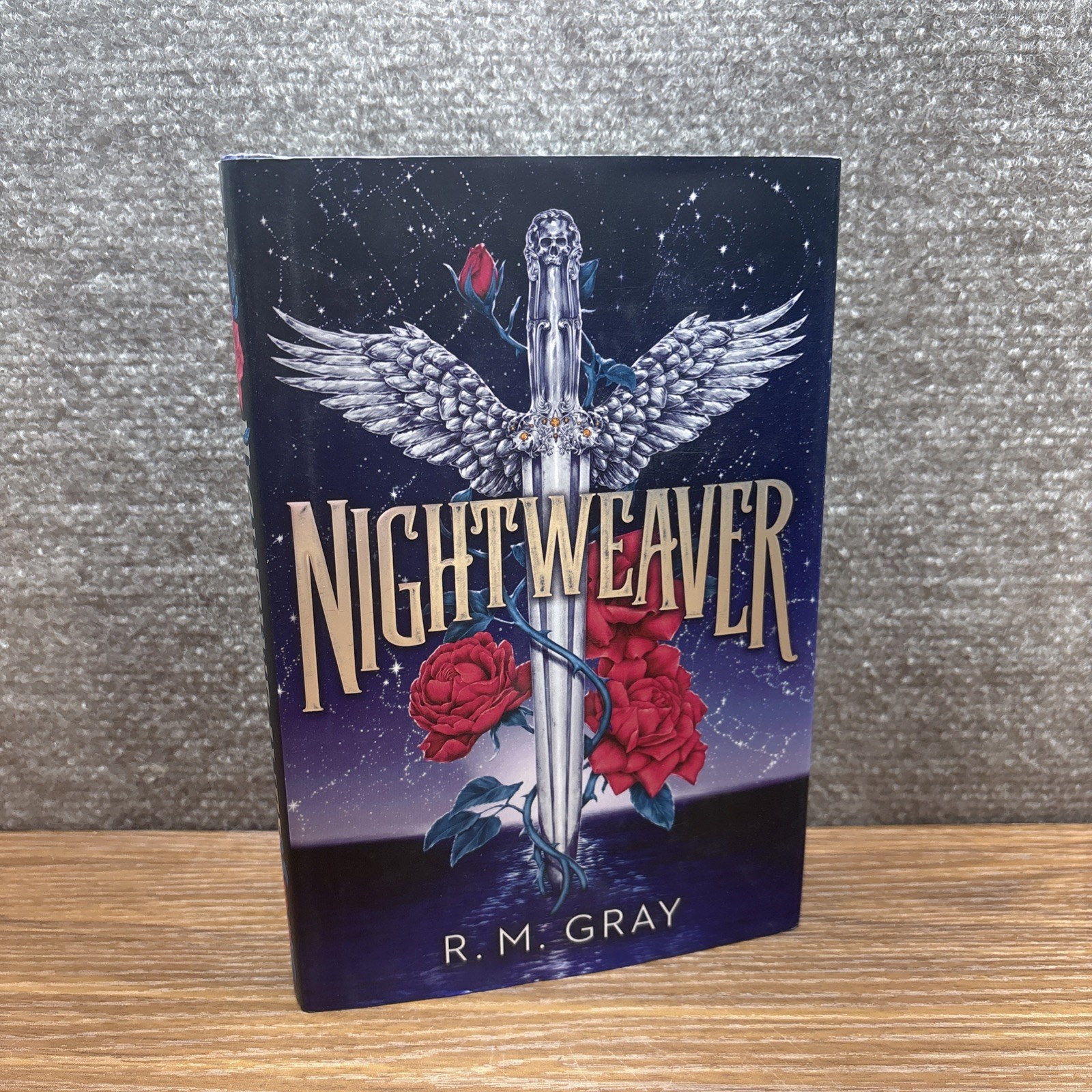 Nightweaver (Deluxe Limited Edition) – hardcover Gray, R. M.