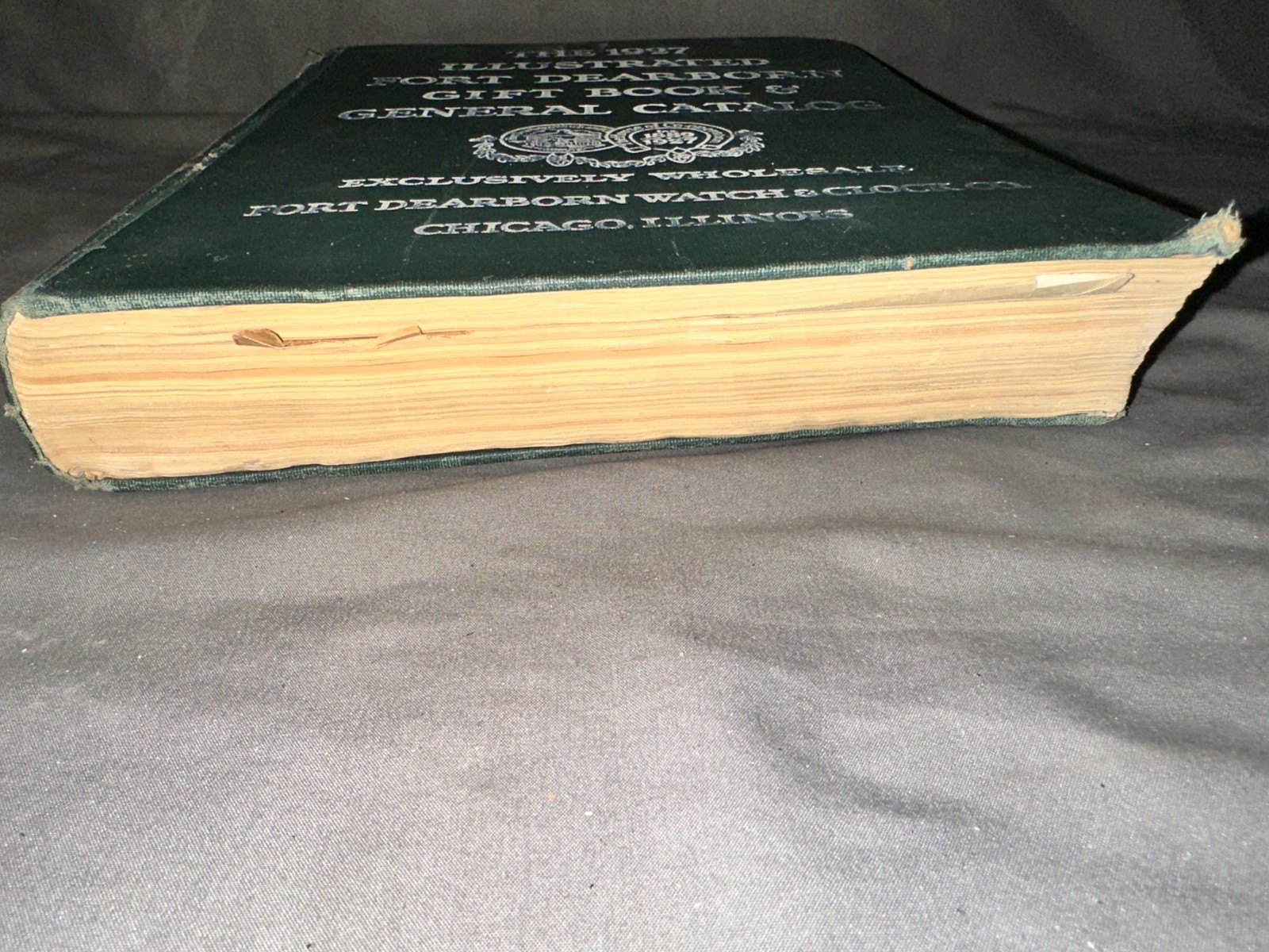 1927 Fort Dearborn Gift Book & Catalog – Over 600 Pages