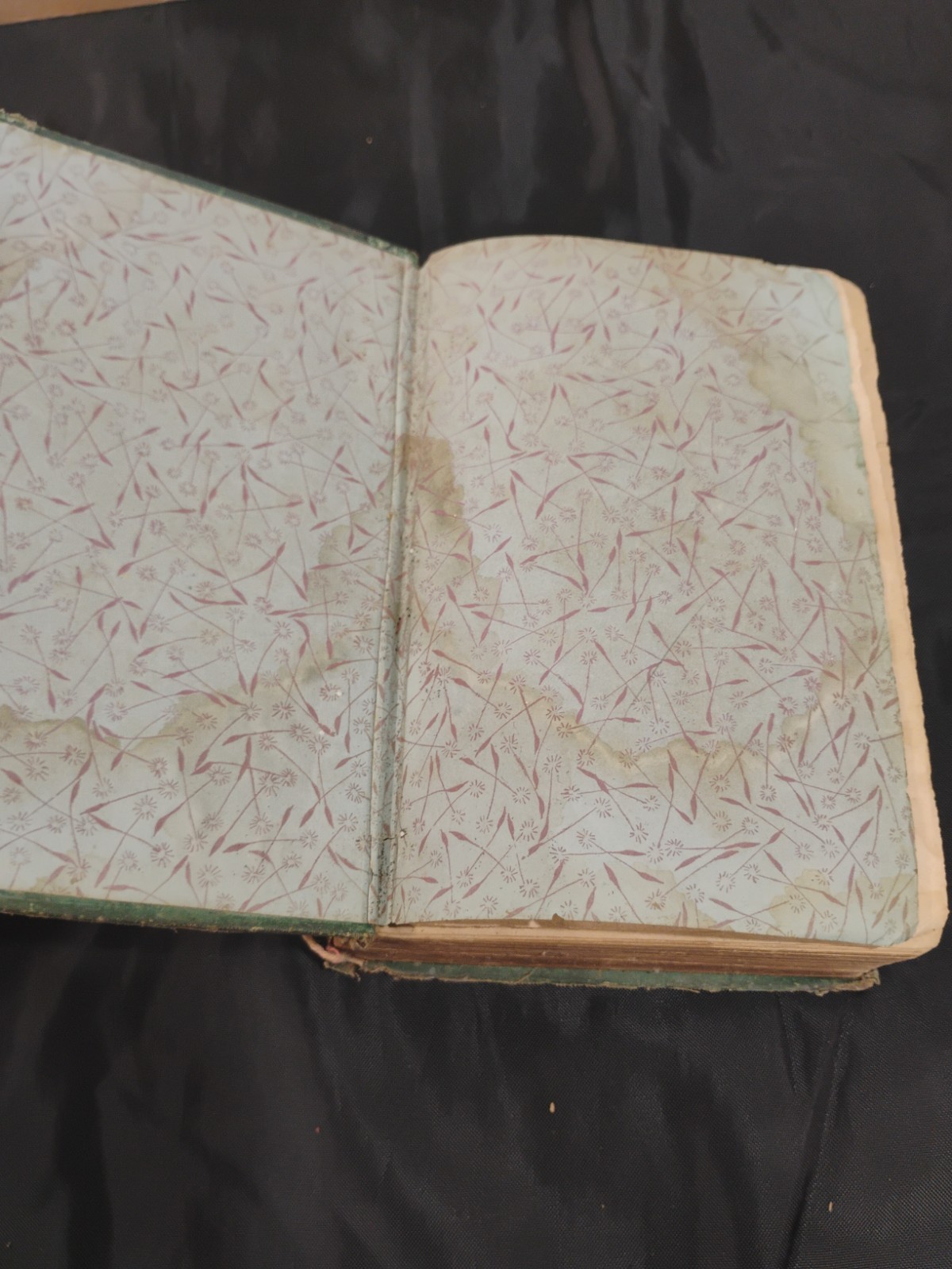 Antique Coleridges Poems Printed By Belford, Chicago, Il. 600+ Pages