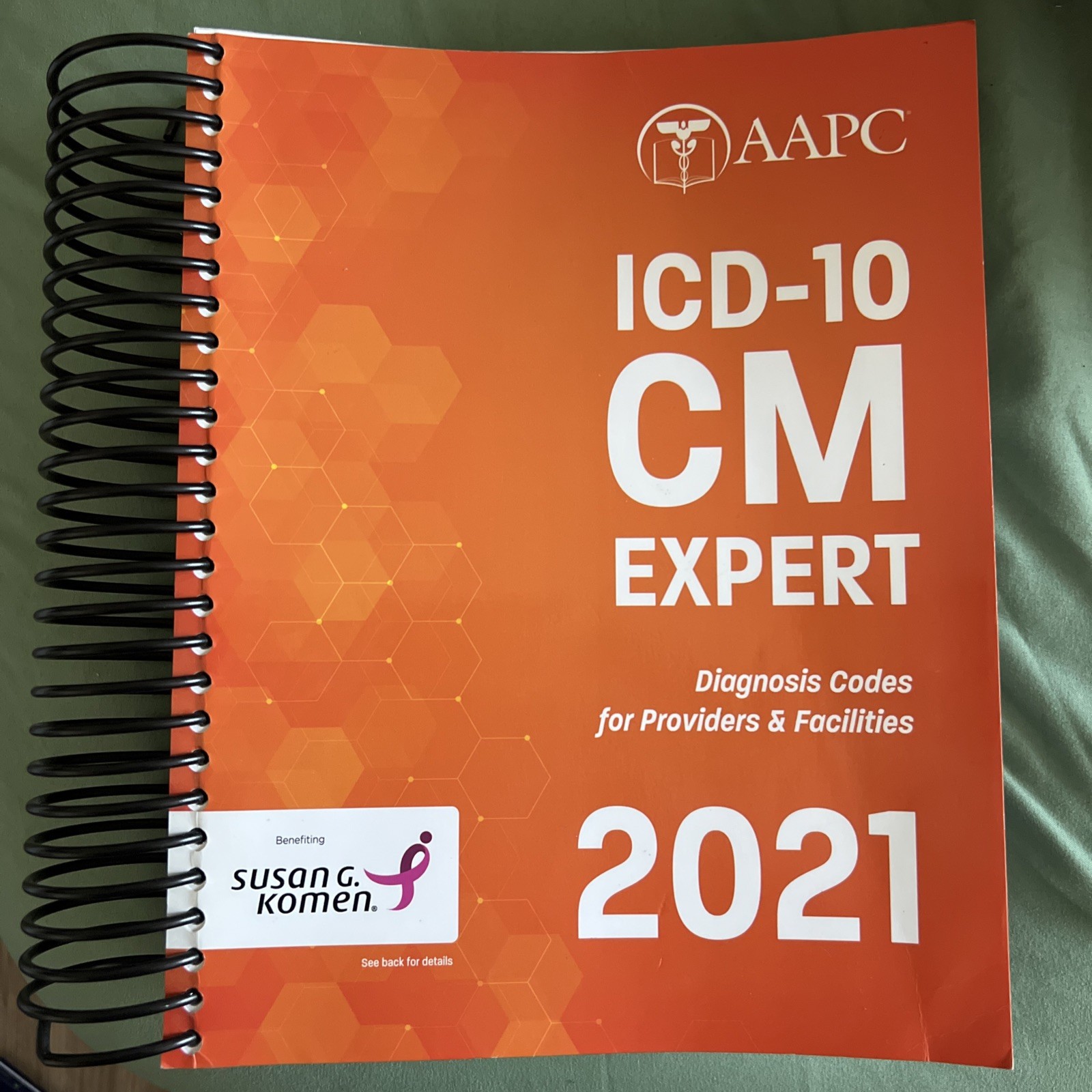 ICD-10-CM Expert 2021 for Providers & Facilities (Complete Code Set) BRAND NEW