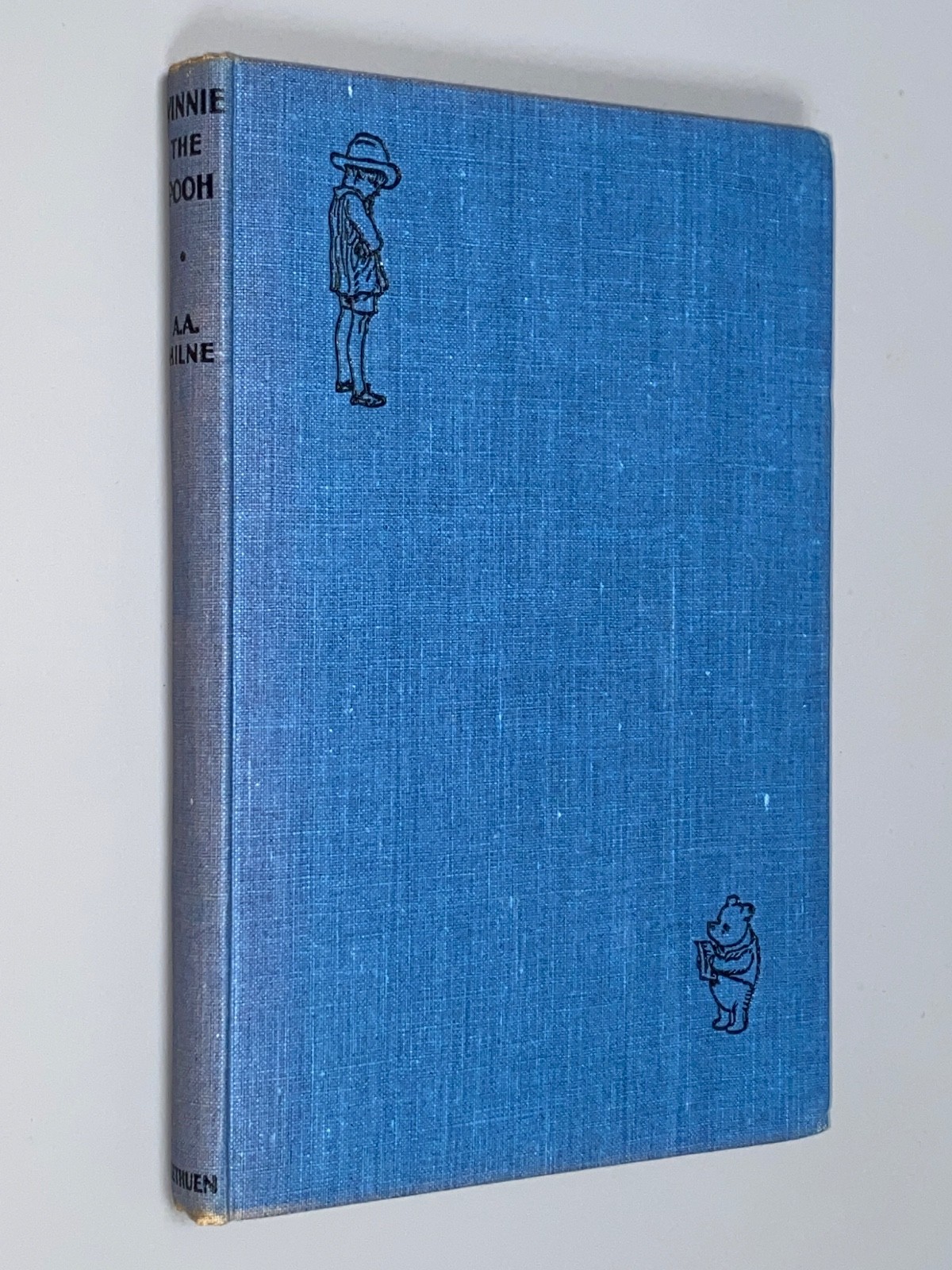 WINNIE-THE-POOH – A.A Milne [136] Illustrated Ernest H. Shepard with dust jacket