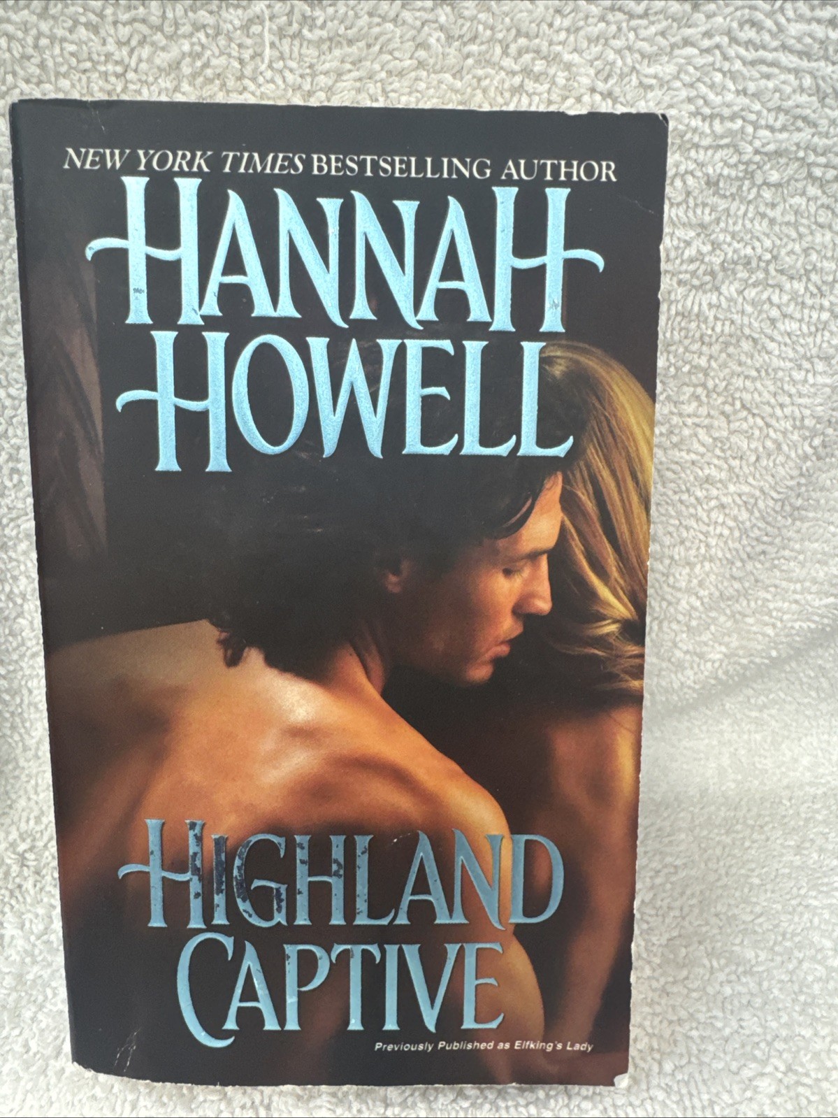 Highland Captive by Hannah Howell (2008, Uk- a Format Paperback)