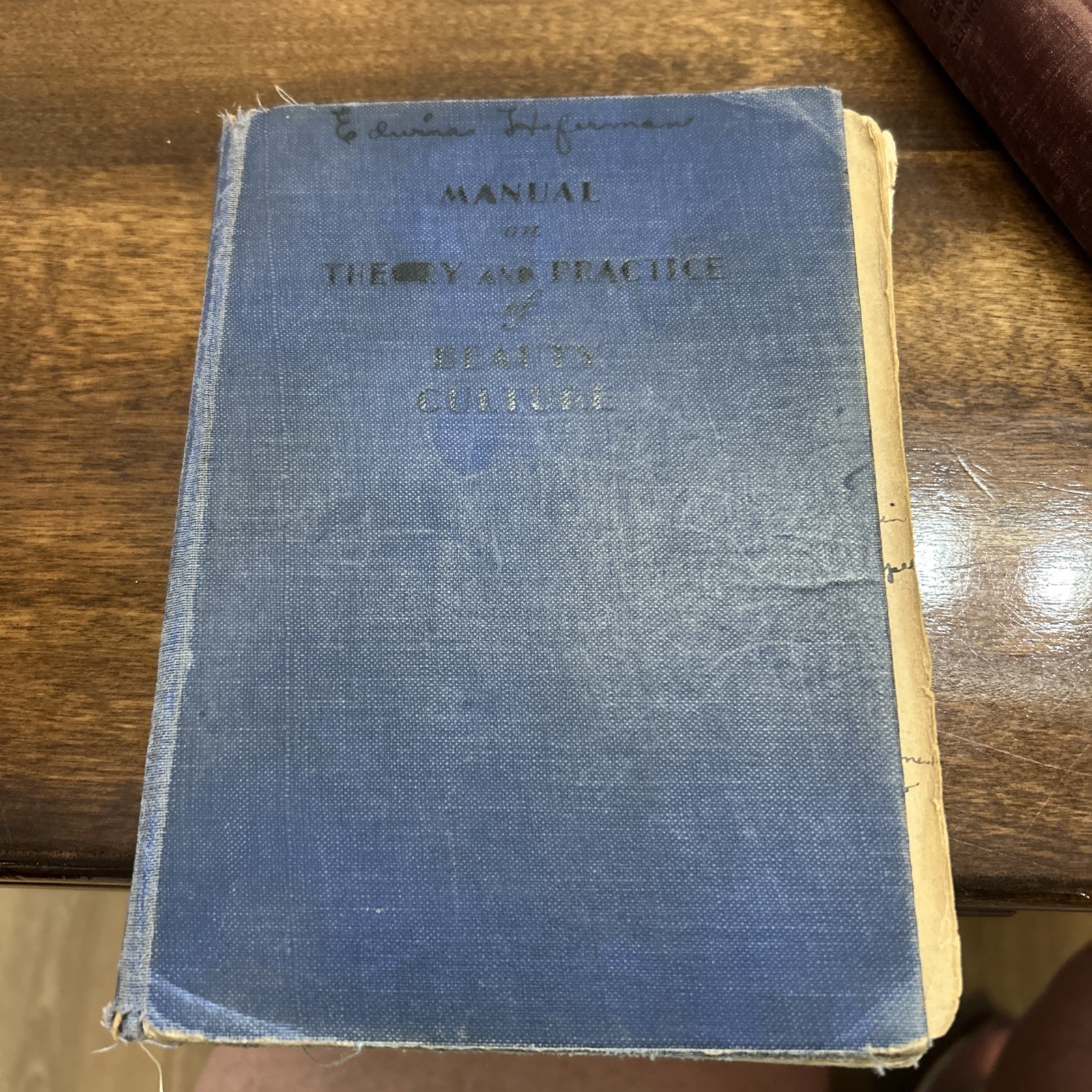 Manual On Theory And Practice Of Beauty Culture