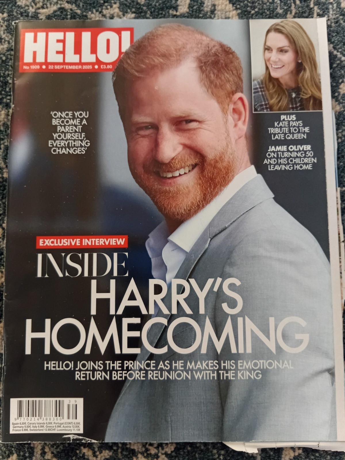 HELLO! Magazines – 5 Issues – September – October 2025 – Excellent Condition