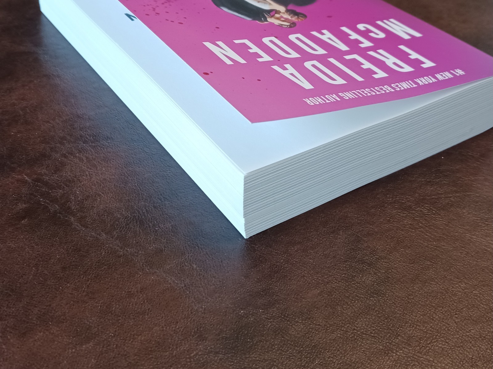SIGNED Freida McFadden Autographed Book – The Divorce, Signed Edn 1st Print 2026