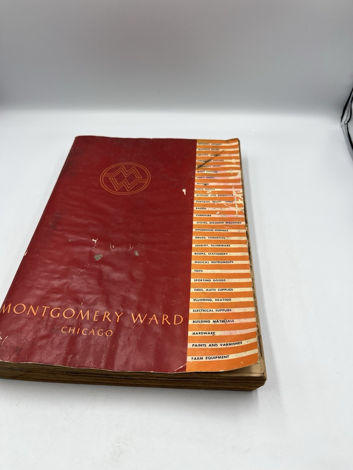 Vintage 1934-1935 Montgomery Ward Fall & Winter Catalog 600 + pages CHICAGO