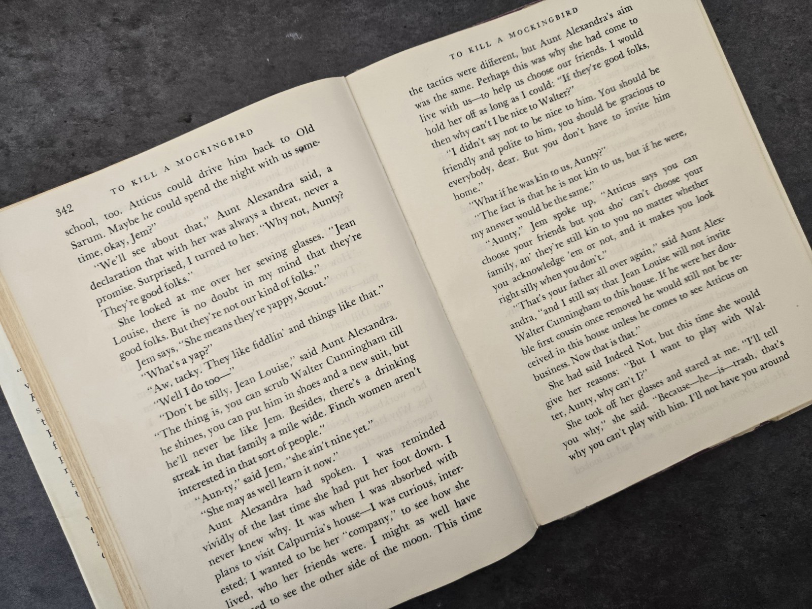 Harper Lee TO KILL A MOCKINGBIRD Large Type Hardcover 1960 Vintage Book