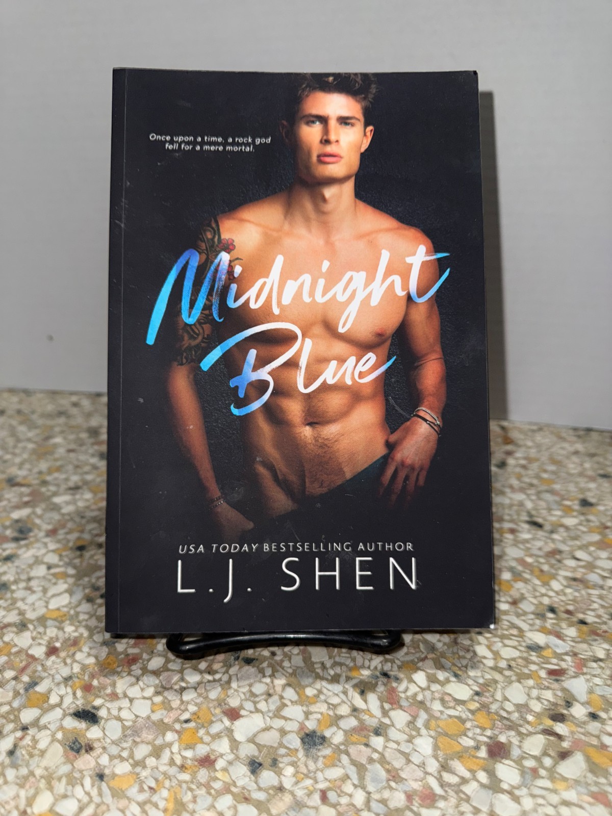 *SIGNED* Midnight Blue by L. J. Shen (2018, Uk- a Format Paperback)
