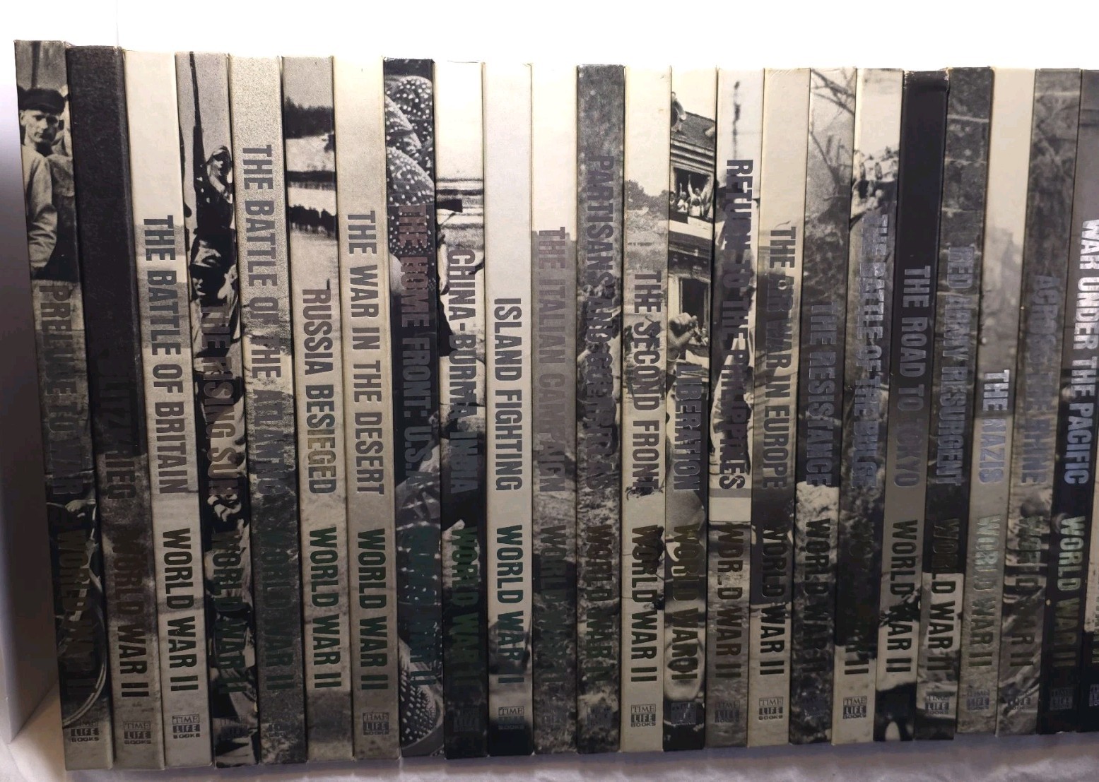Time Life Books World War II 2 Series Complete Set of 39 Volumes Silver & Gold