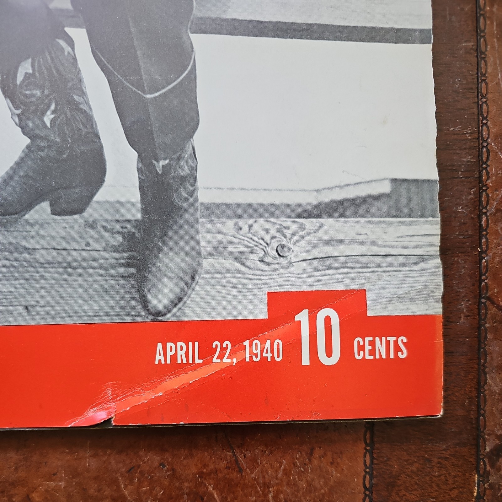 Life Magazine April 22 1940, Dude Outfit, Cowgirl Fashion, Oslo, Great Lakes
