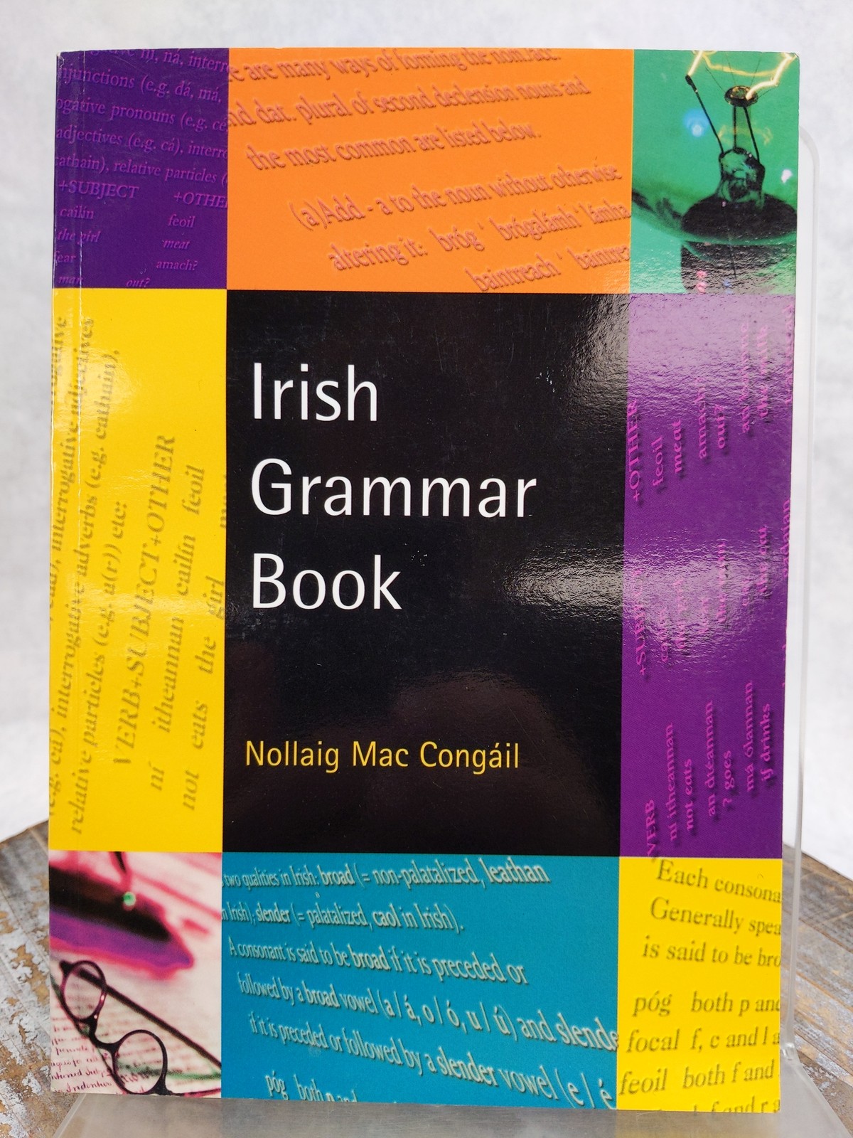 Irish Grammar Book (English and Irish Edition) Paperback