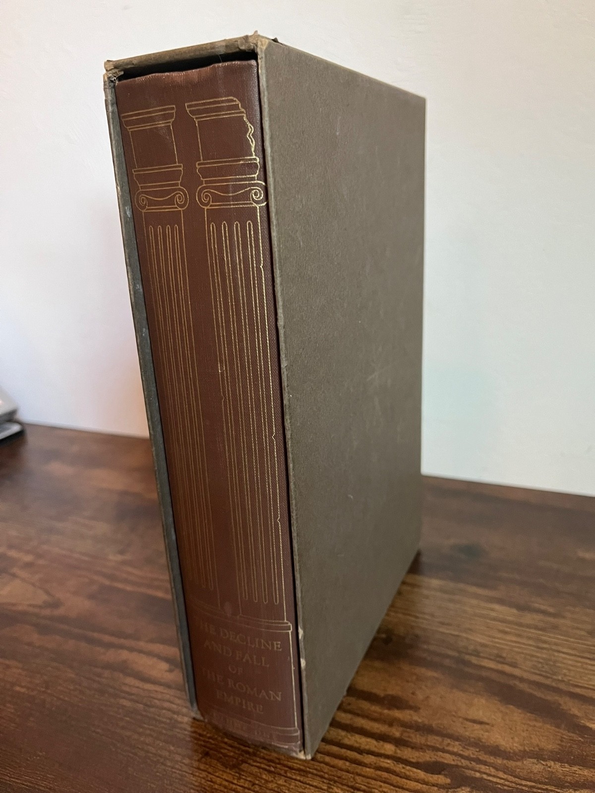 Gibbon Decline and Fall of the Roman Empire, Volume 1/3 – 1946 Heritage Press HC