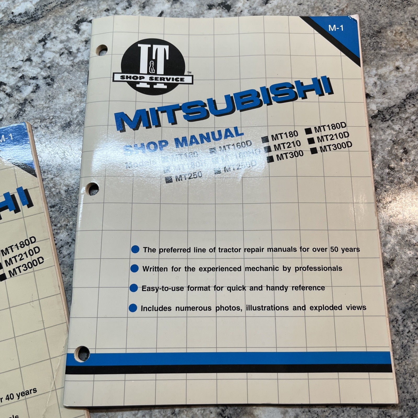 Mitsubishi Models MT160 MT160D+ by Penton Staff (2000, Trade Paperback)