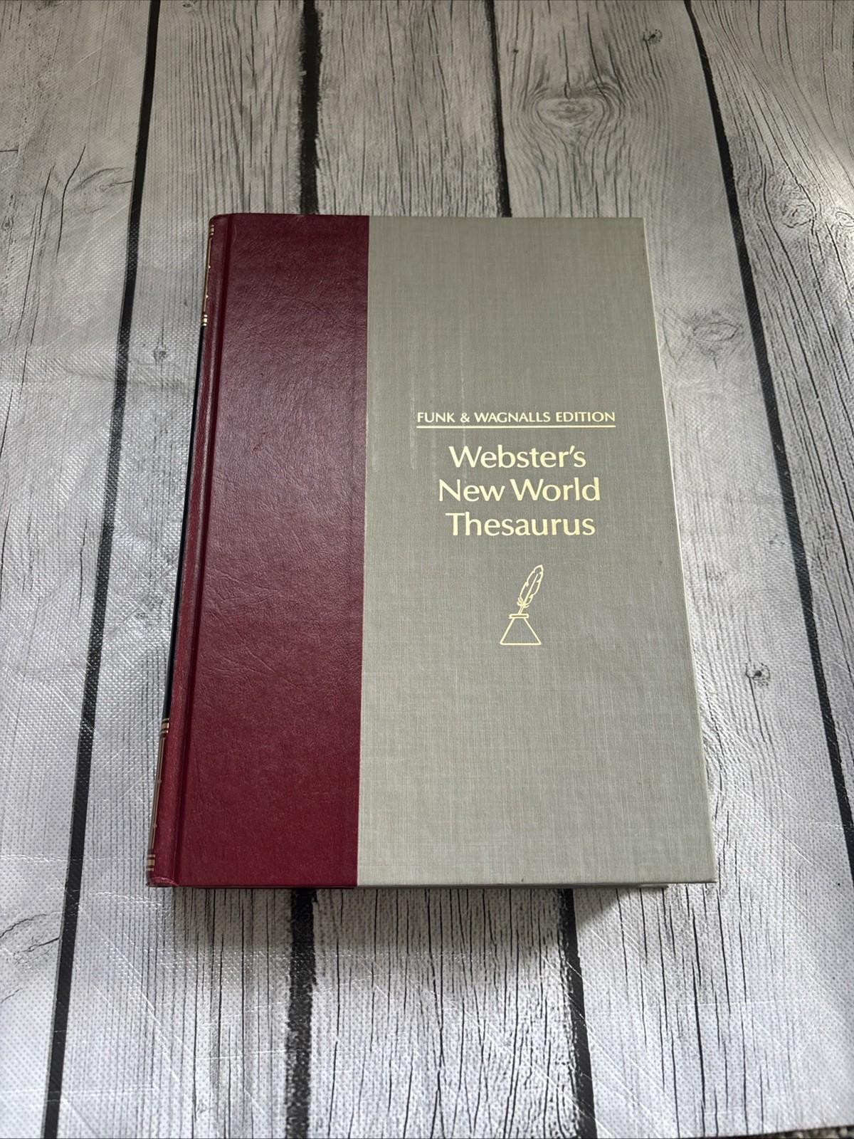 Funk & Wagnalls Edition Webster&rsquo;s New World Thesaurus – 1985 – Hardcover