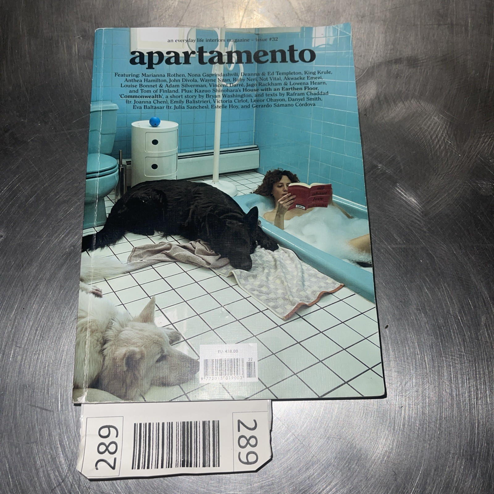 APARTAMENTO Magazine -Issue 32-Autumn Winter 2023/24-Marianna Rothen