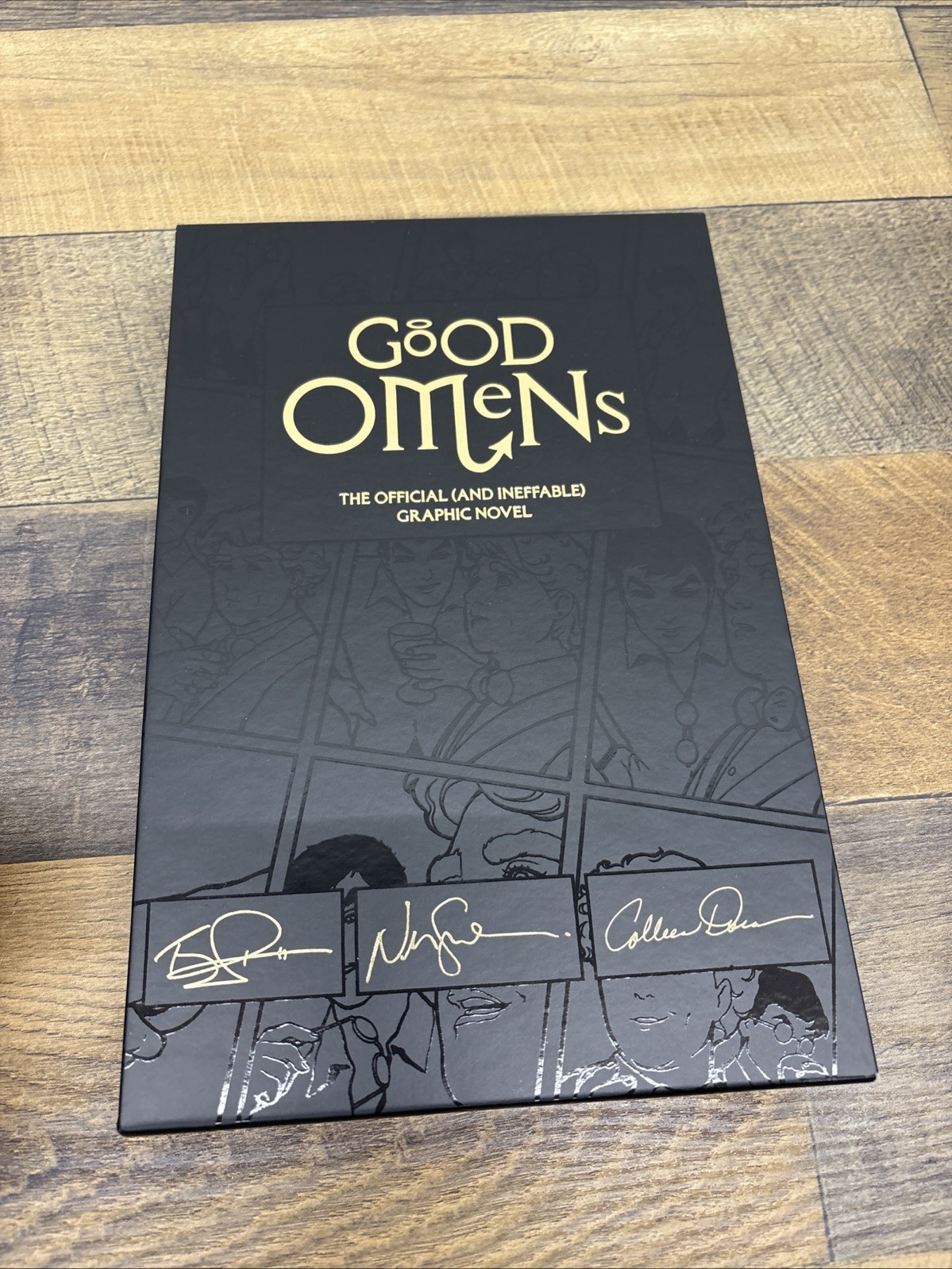 Good Omens The Graphic Novel by Terry Pratchett; Neil Gaiman; Colleen Doran