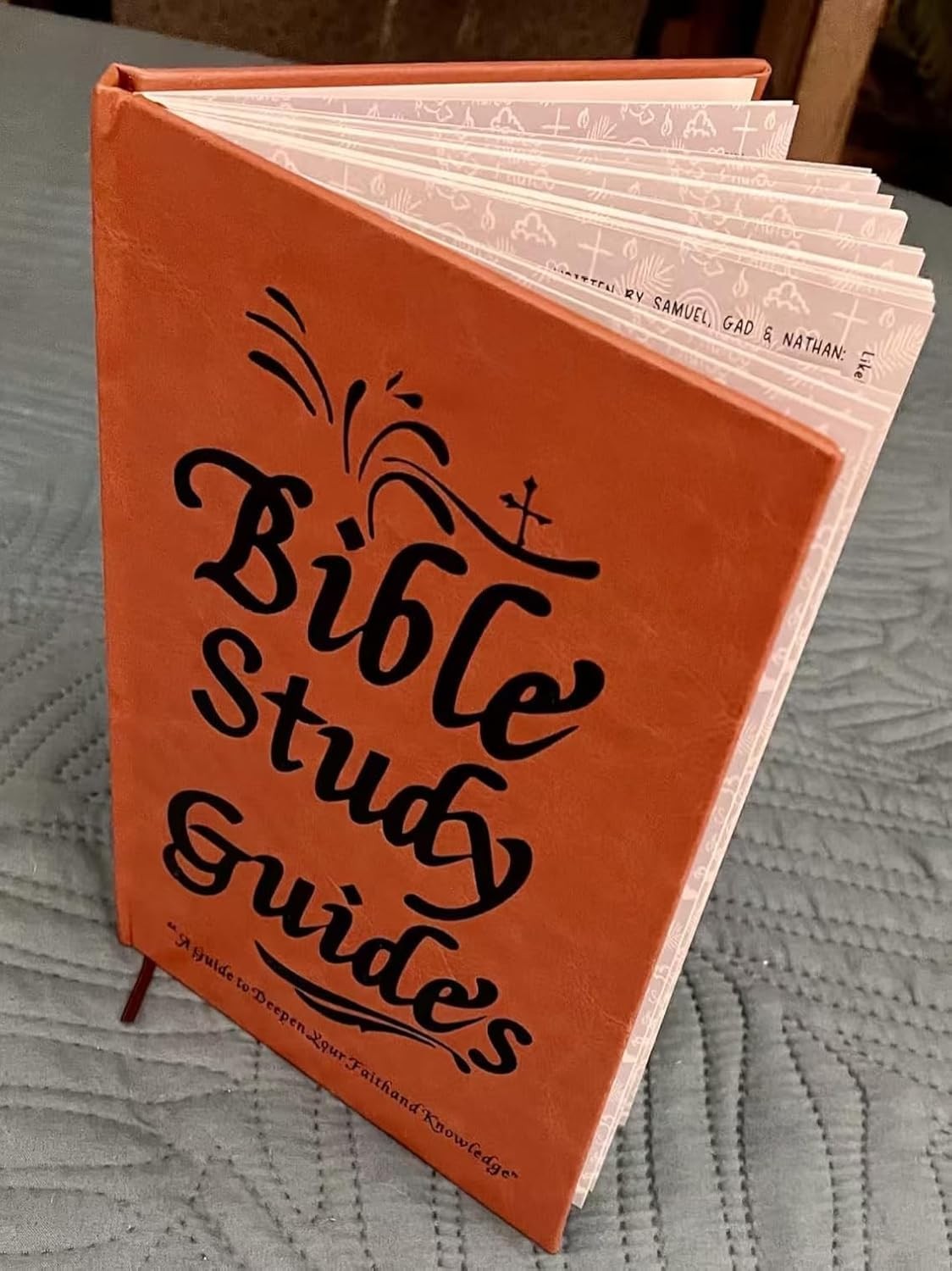 SAGROEAC 66-Page Bible Study Guide & Devotional Journal: Women&rsquo;s 66-Page Yearlon