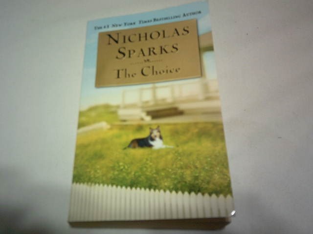 #1 BEST SELLER NICHOLAS SPARKS PB BOOK: THE CHOICE EUC SALE 0.99 📘