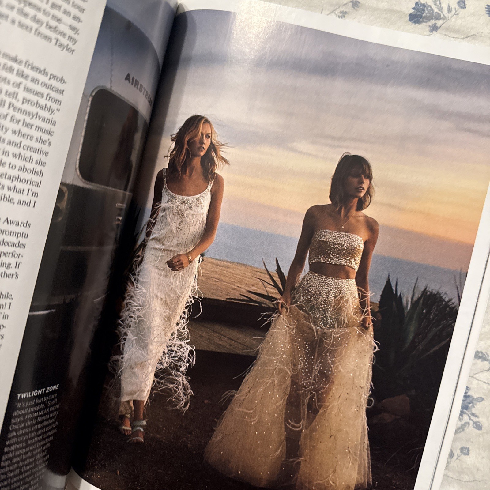 Taylor Swift Collectable Vogue March 2015 Taylor Swift & Karlie Kloss No Label
