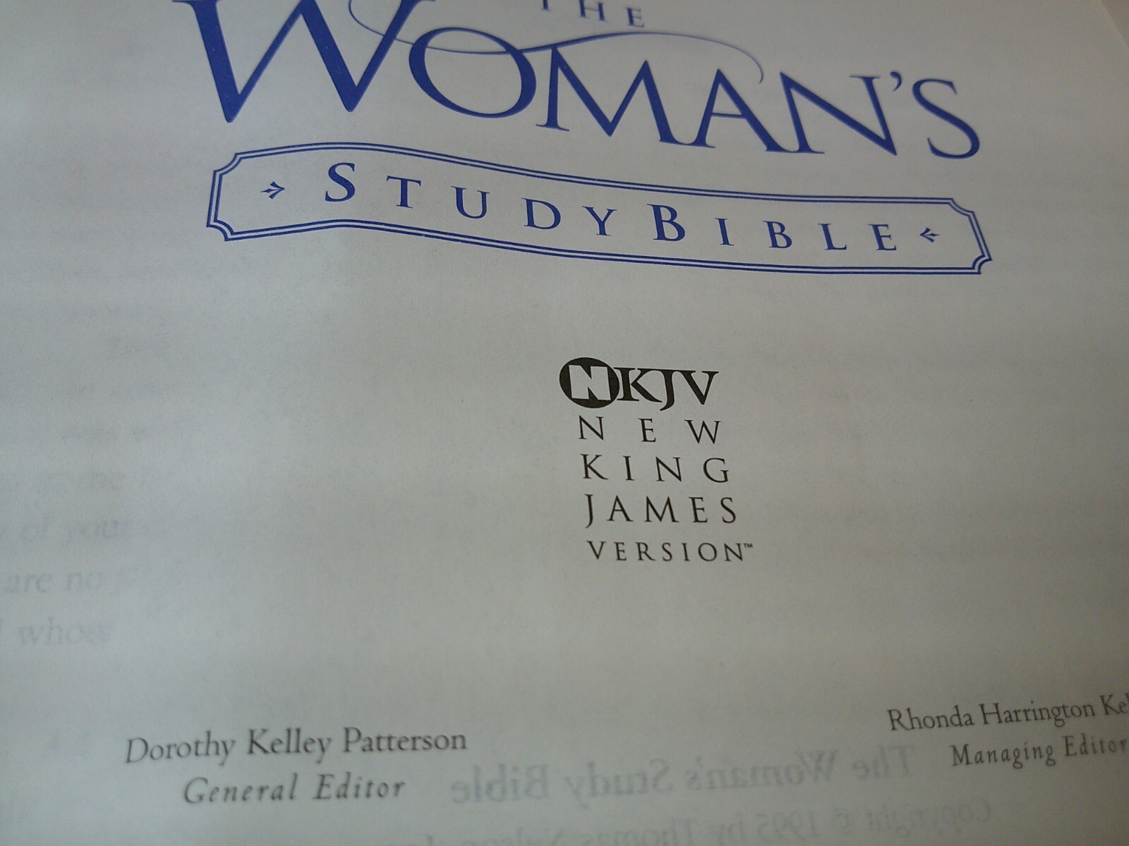 THE WOMAN&rsquo;S STUDY BIBLE NEW KING JAMES VERSION NELSON 922 BLUE HB 1995
