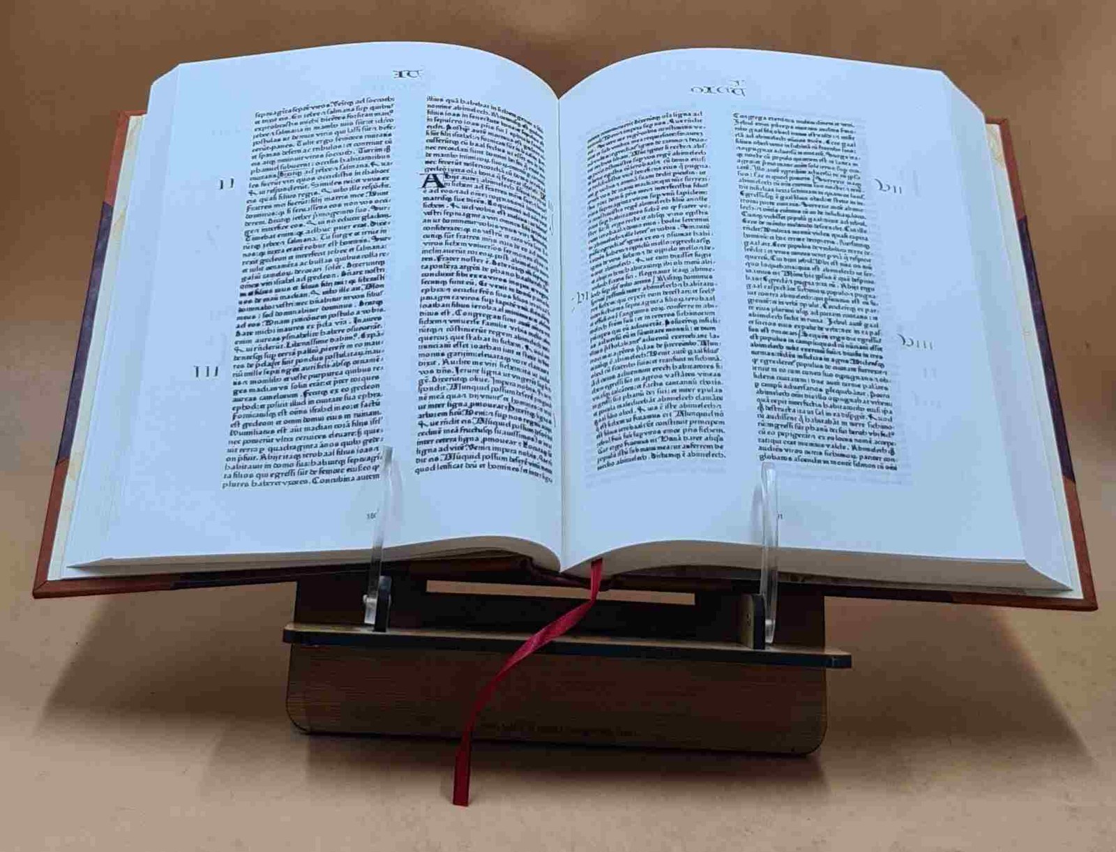 1462 The Gutenberg Bible Latin Vulgate [LEATHER BOUND]