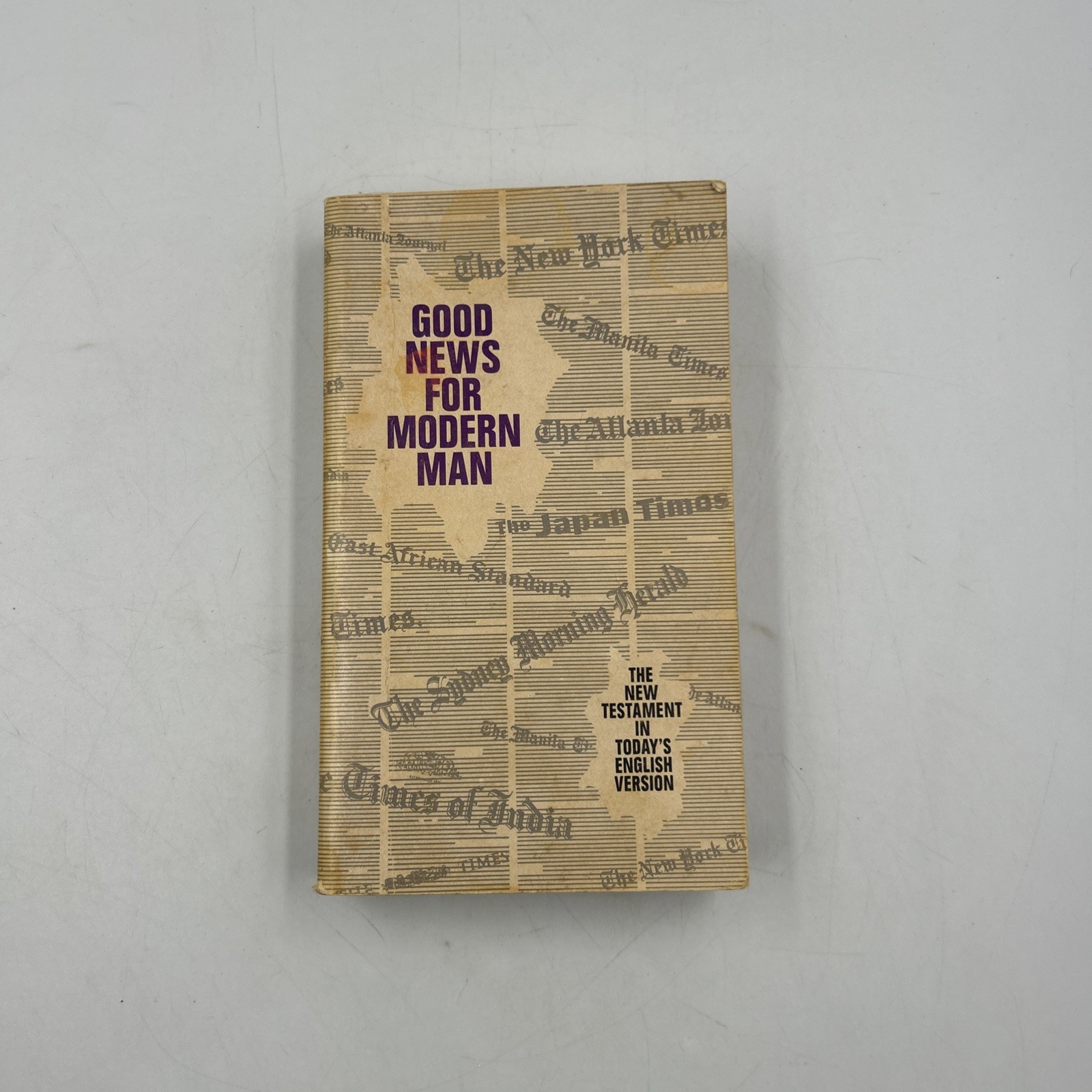 Good News for Modern Man New Testament 1966 PB American Bible 4.25&Prime;x7.0&Prime; Accept.