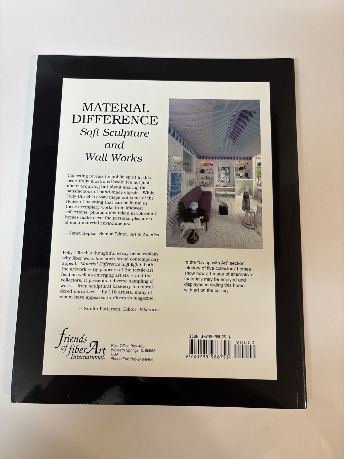 Material Difference Soft Sculpture Polly Ullrich Univ WA Press 2007 PB